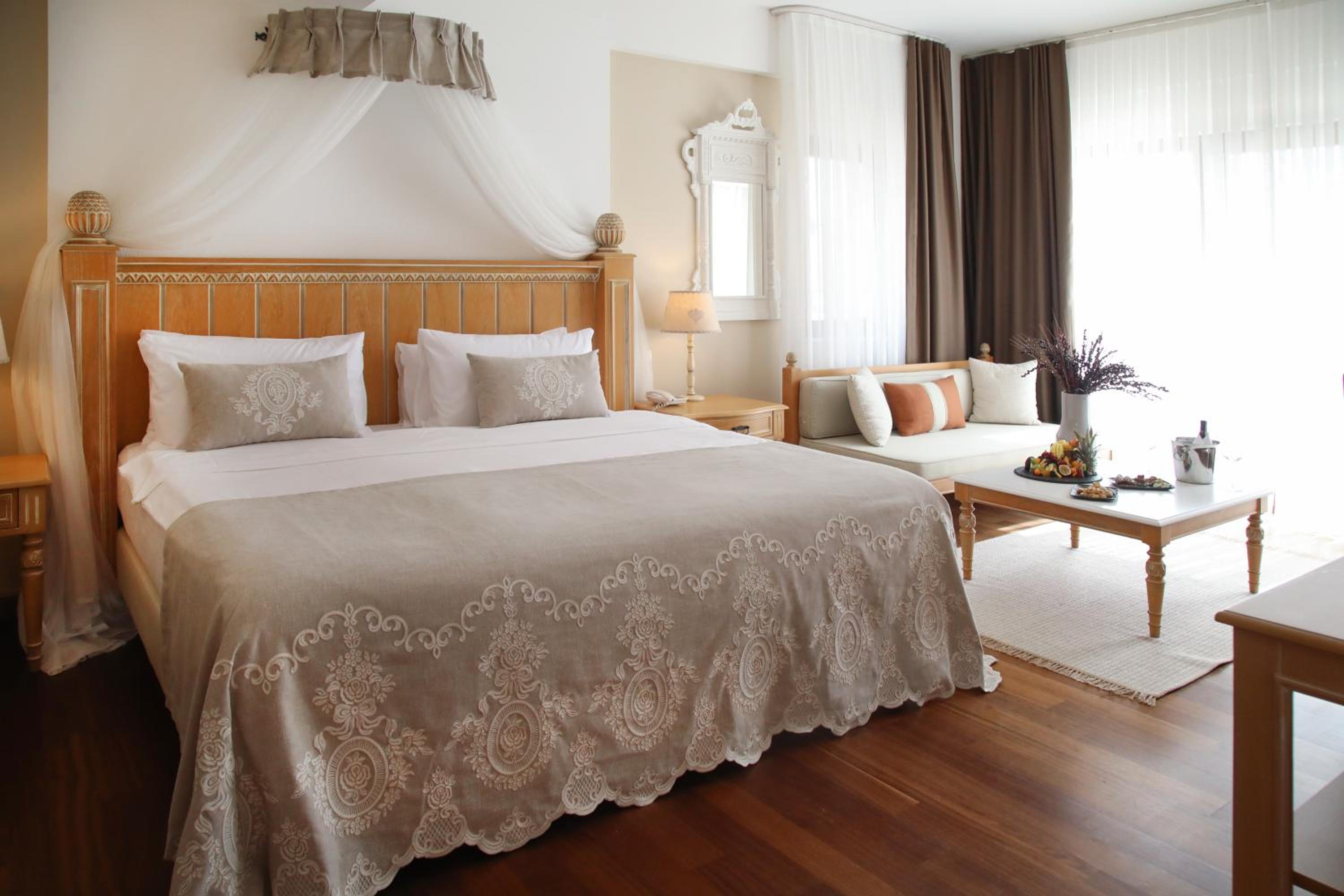 King Room with Garden View