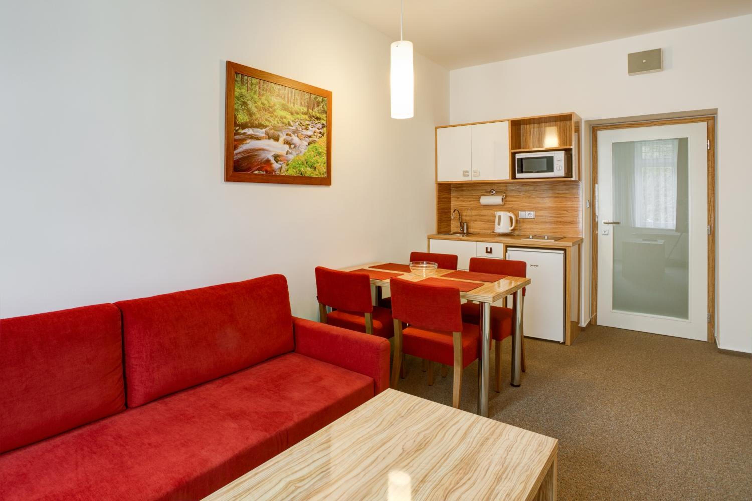 One-Bedroom Suite