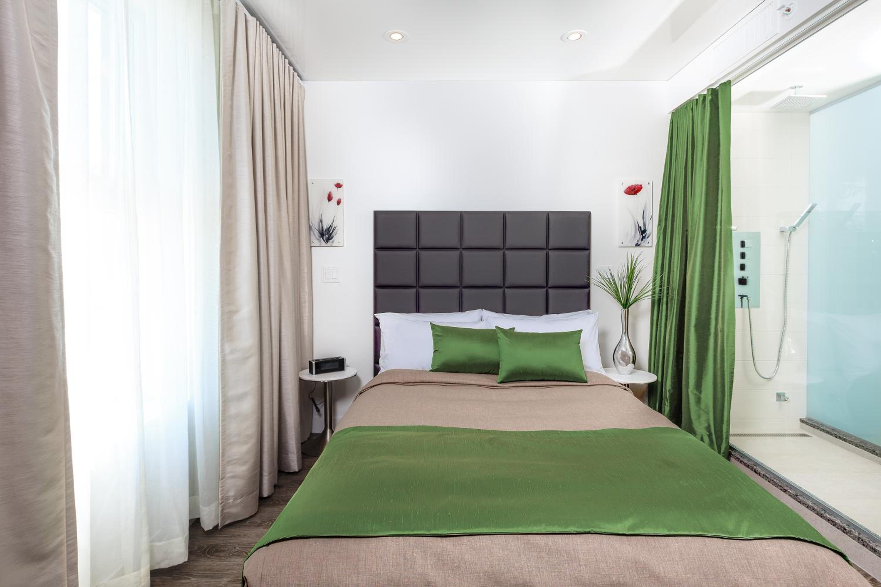 Business Double Room photo 1