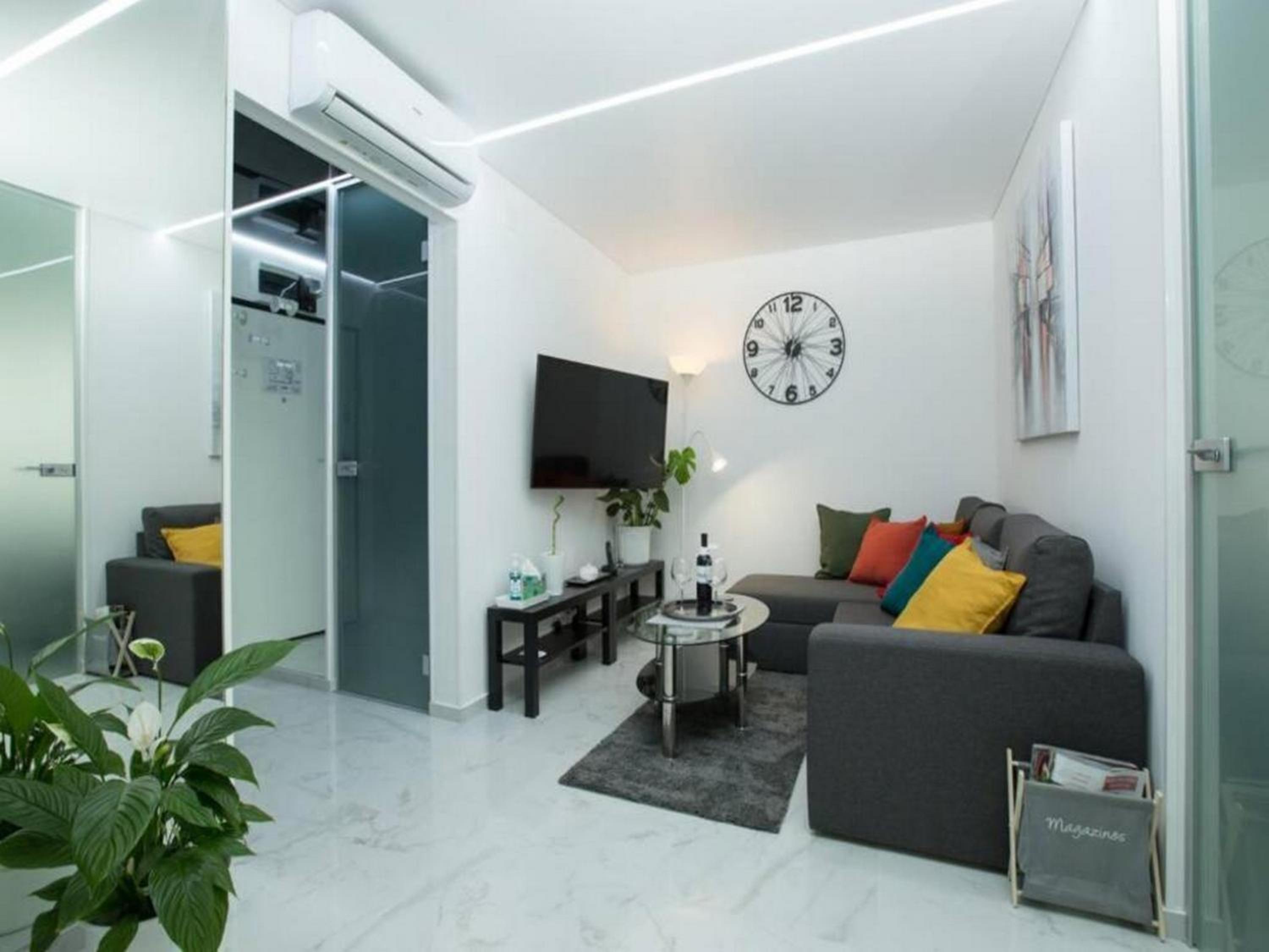 Apartment photo 1