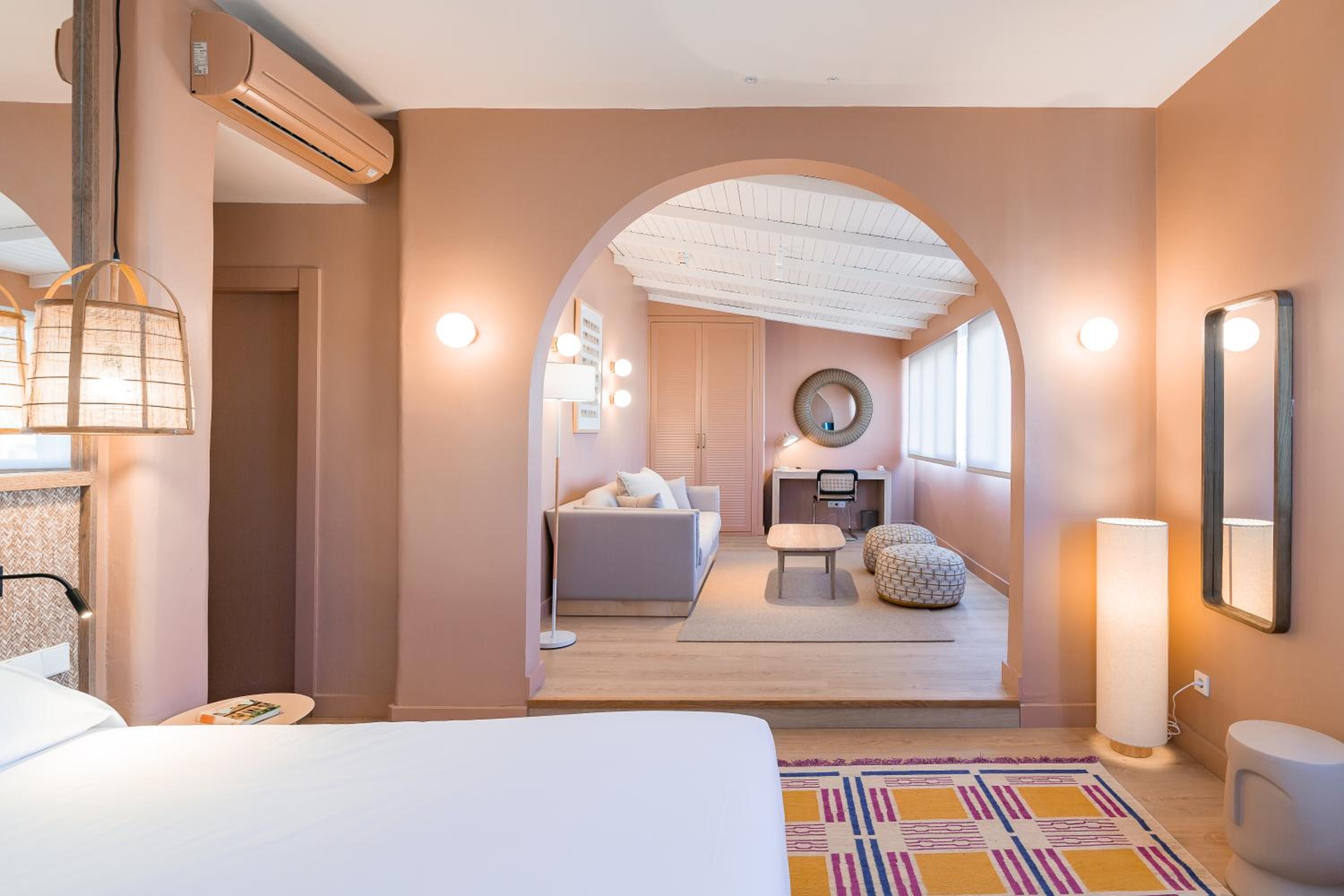 Superior Twin Room photo 2