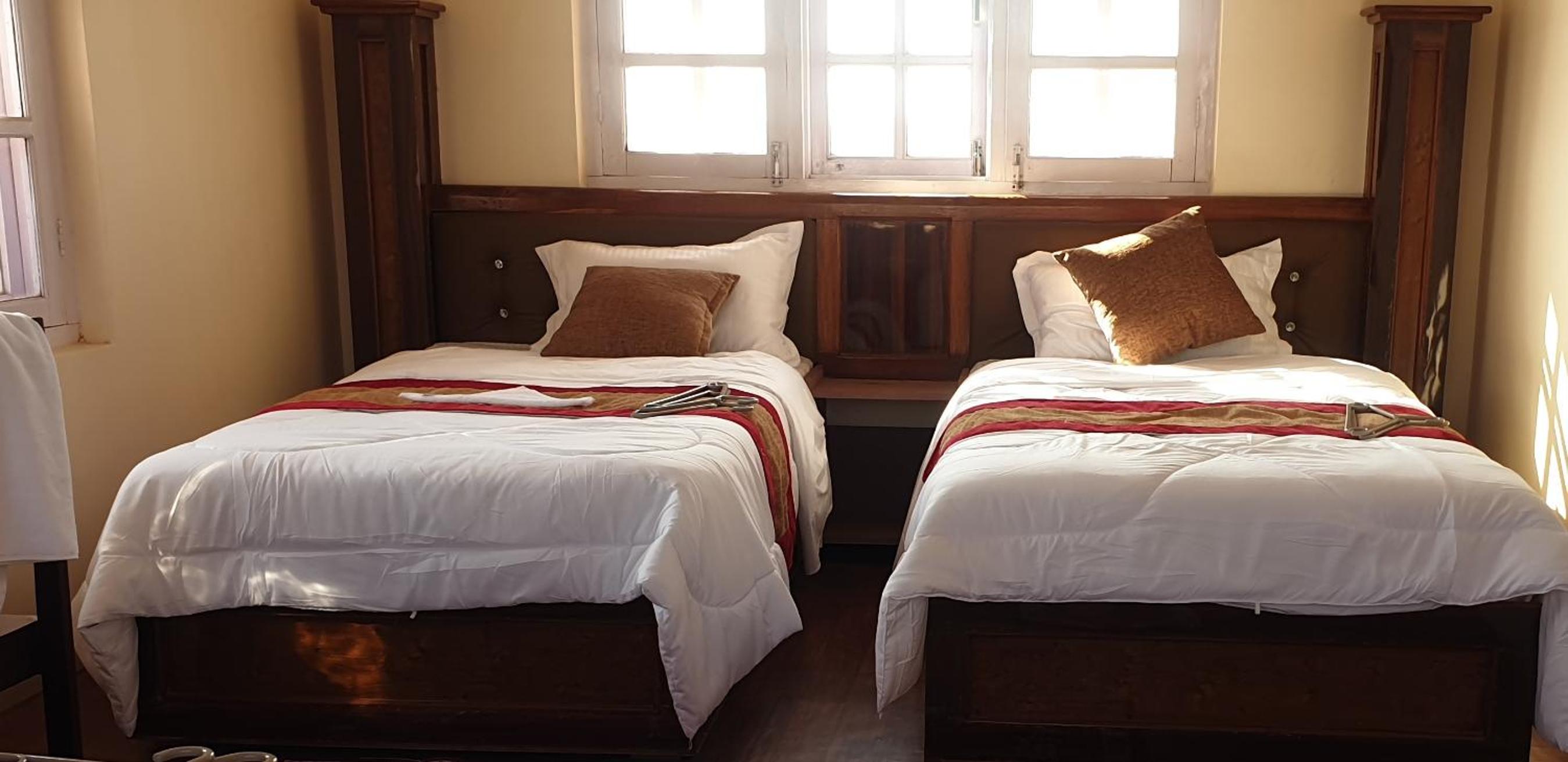 Large Twin Room photo 2