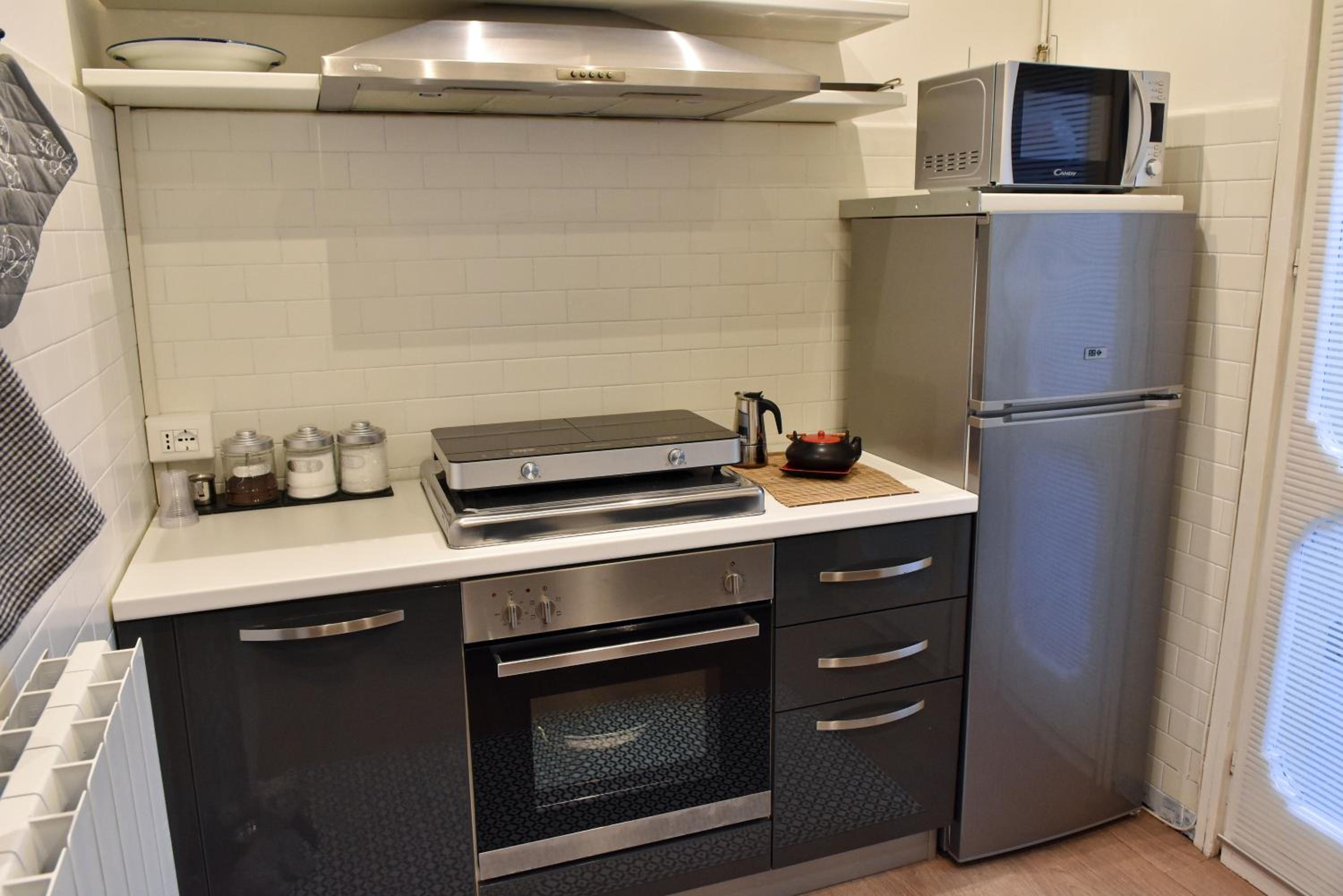 One-Bedroom Apartment - Photo 21