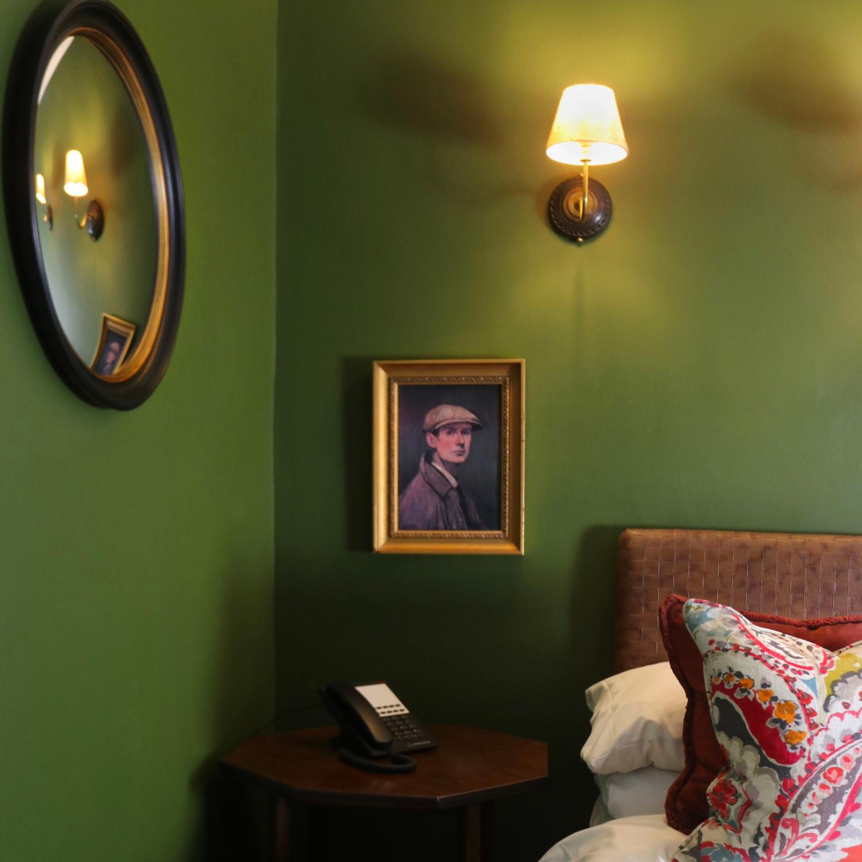Single Room photo 1