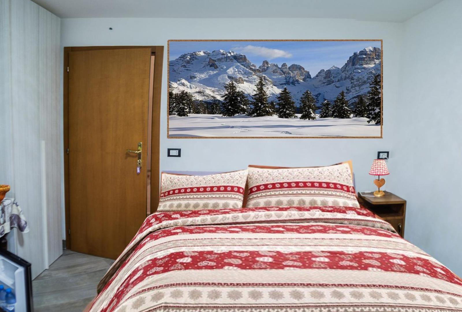 Economy Double Room with Private Bathroom - Photo 4