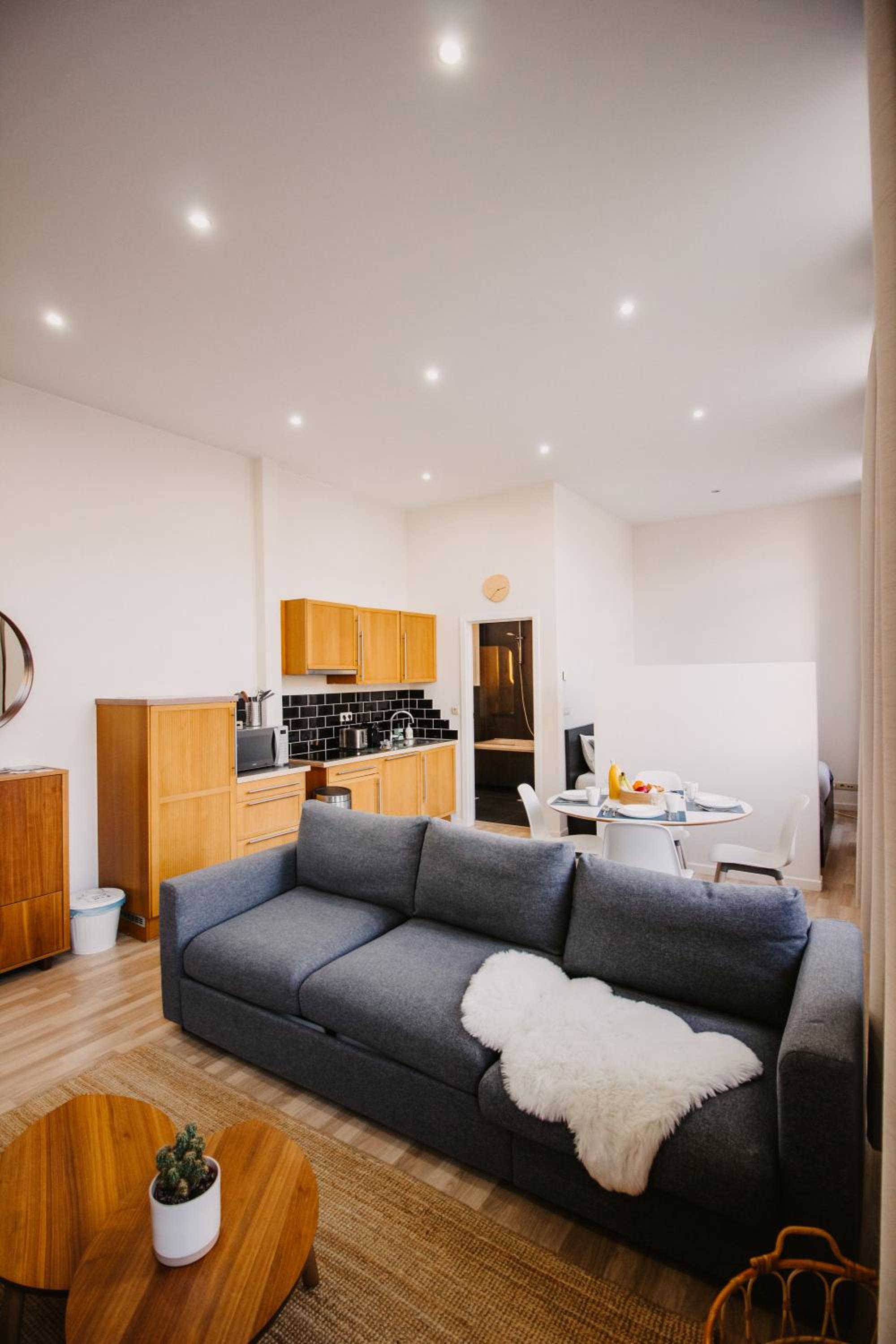 Studio Apartment