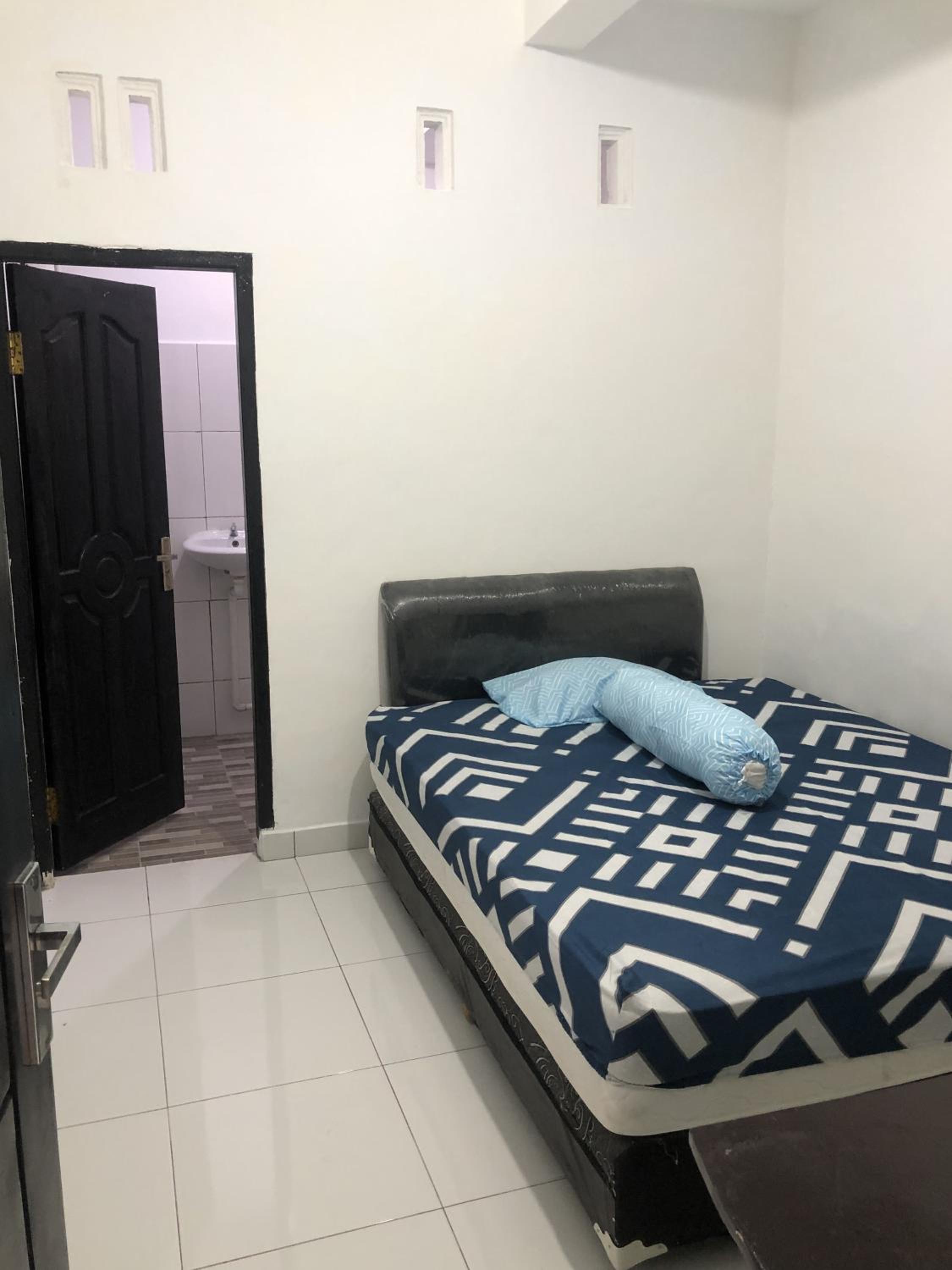 Double Room - Photo 2