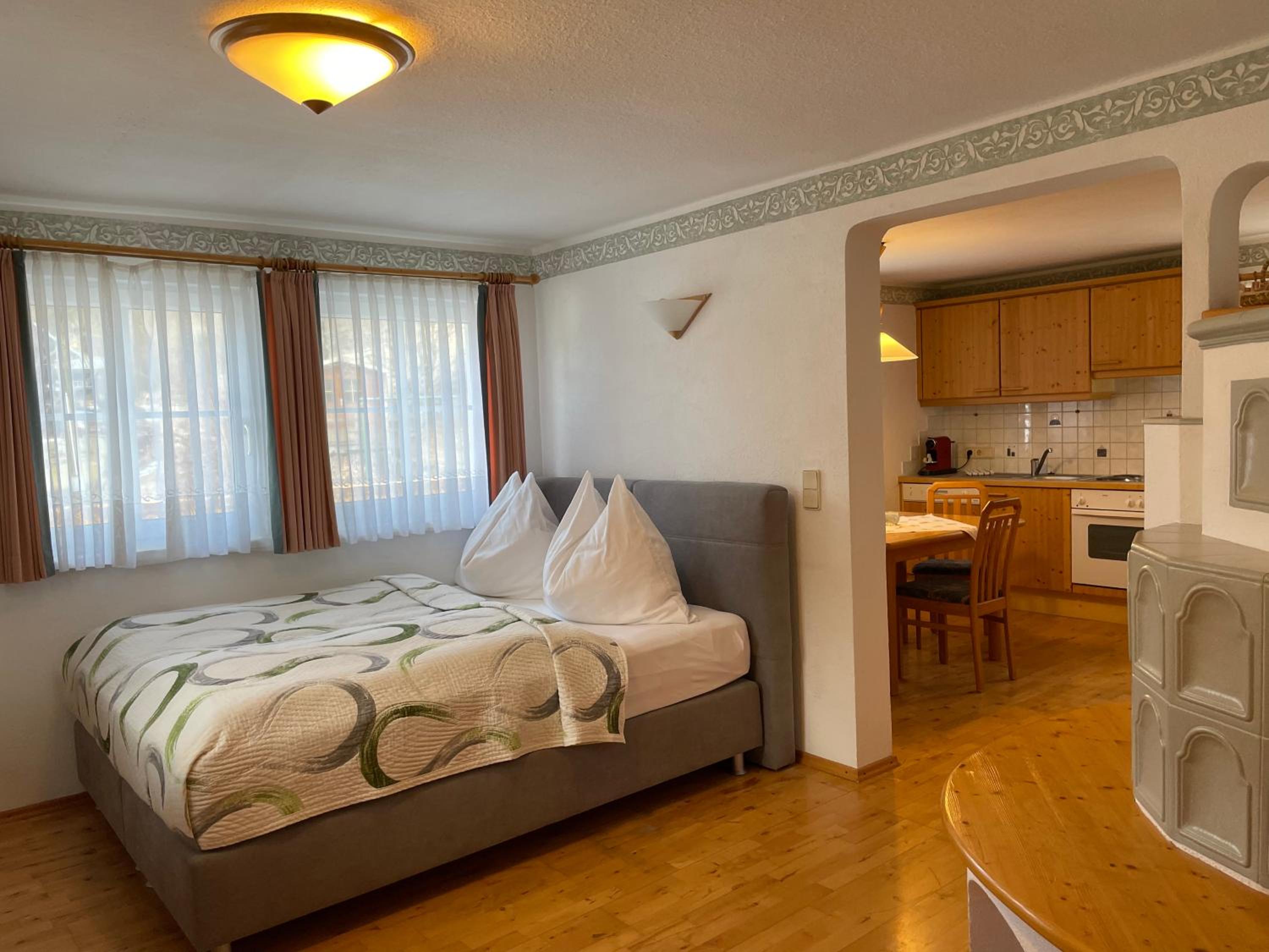 Two-Bedroom Apartment with Balcony photo 1