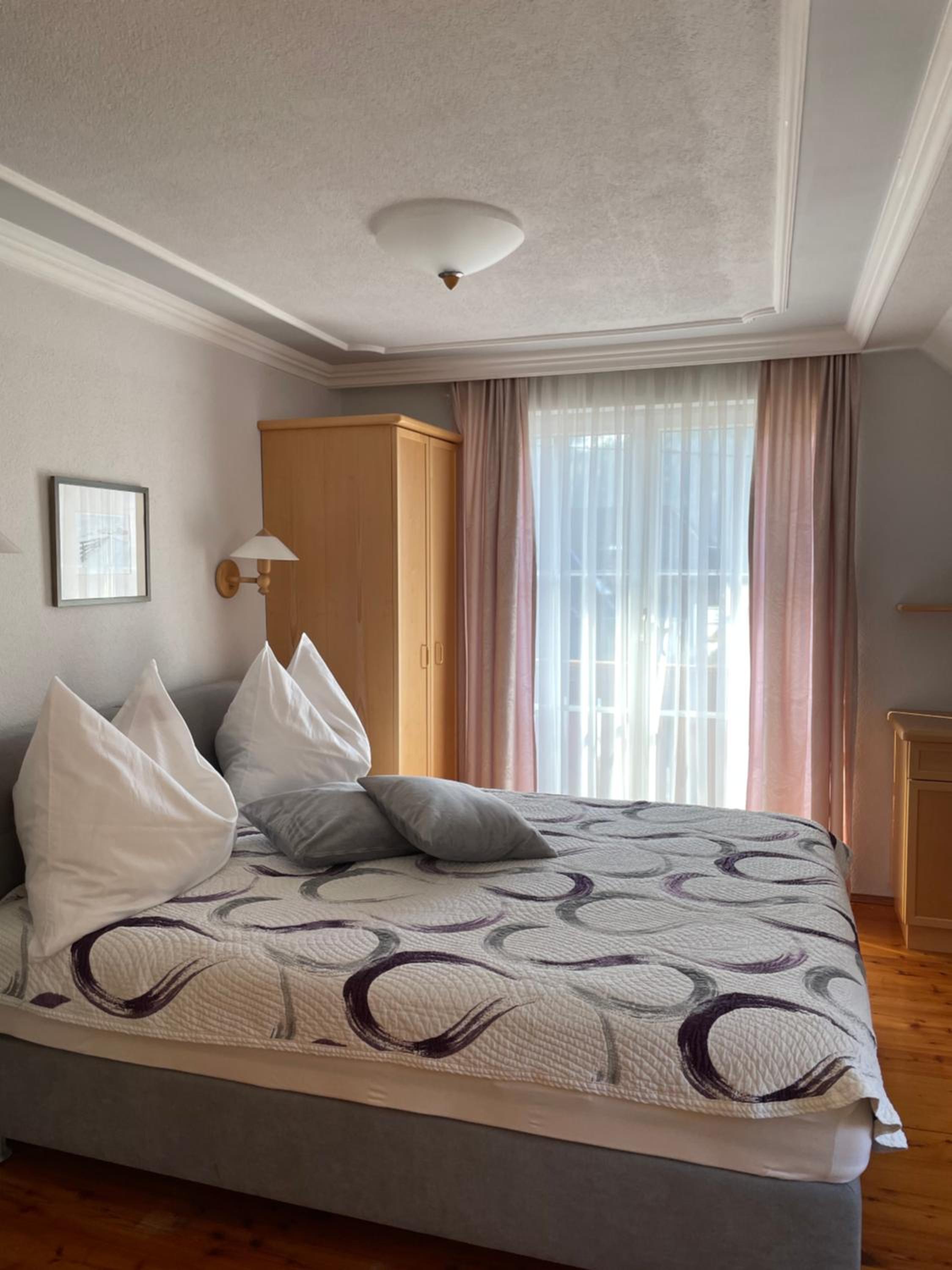 Two-Bedroom Apartment with Balcony photo 1