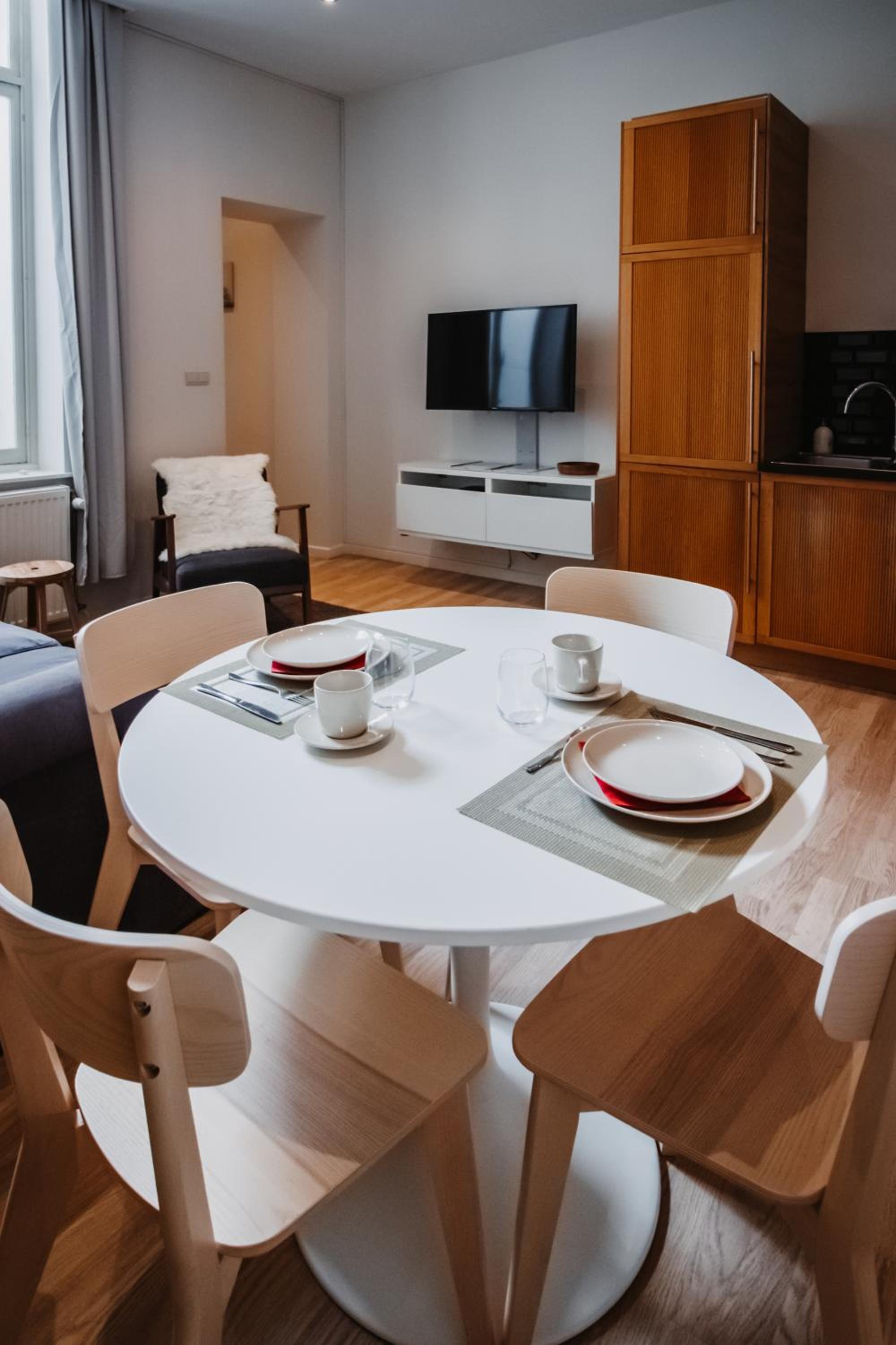 One-Bedroom Apartment
