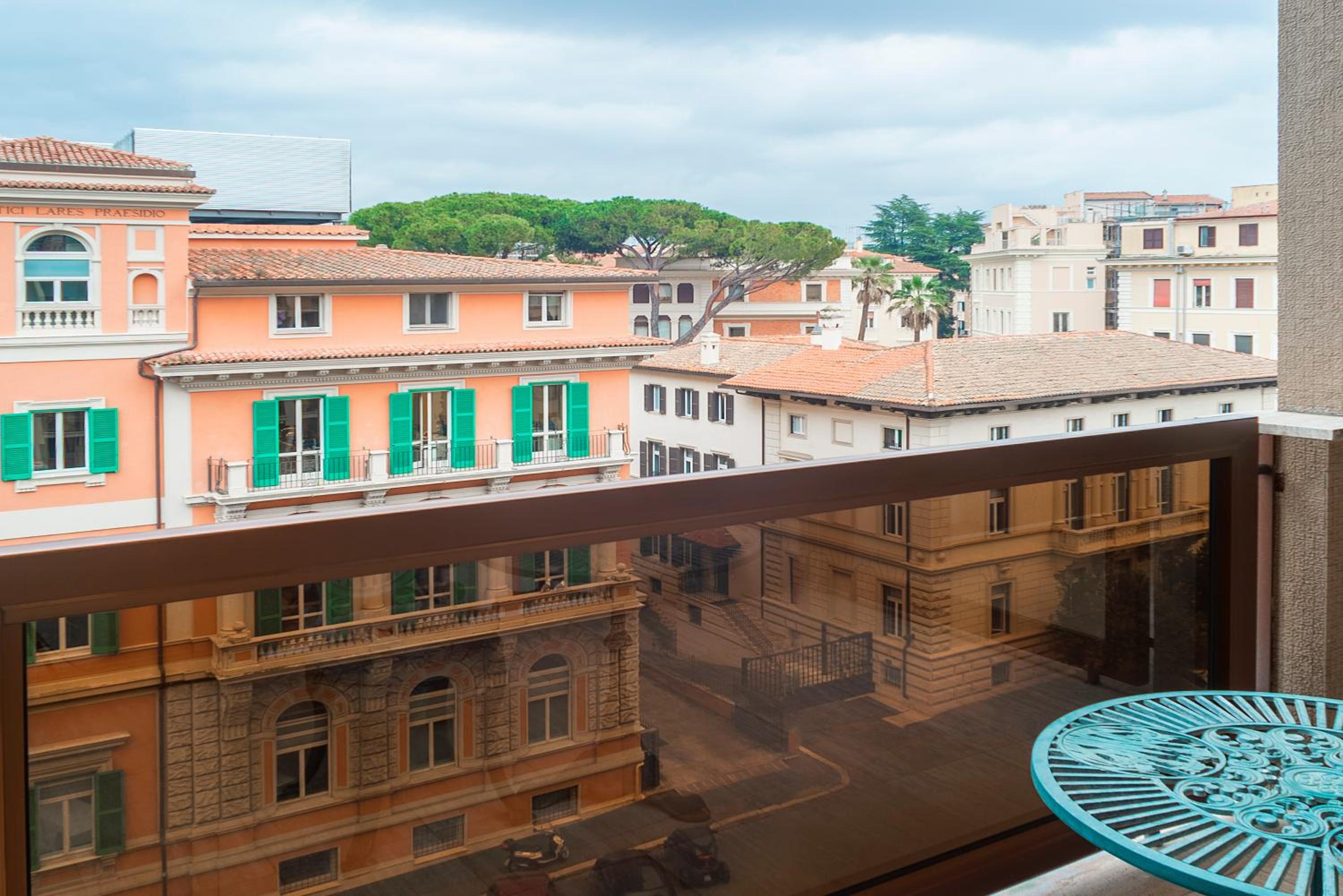 Single Room with Balcony photo 3
