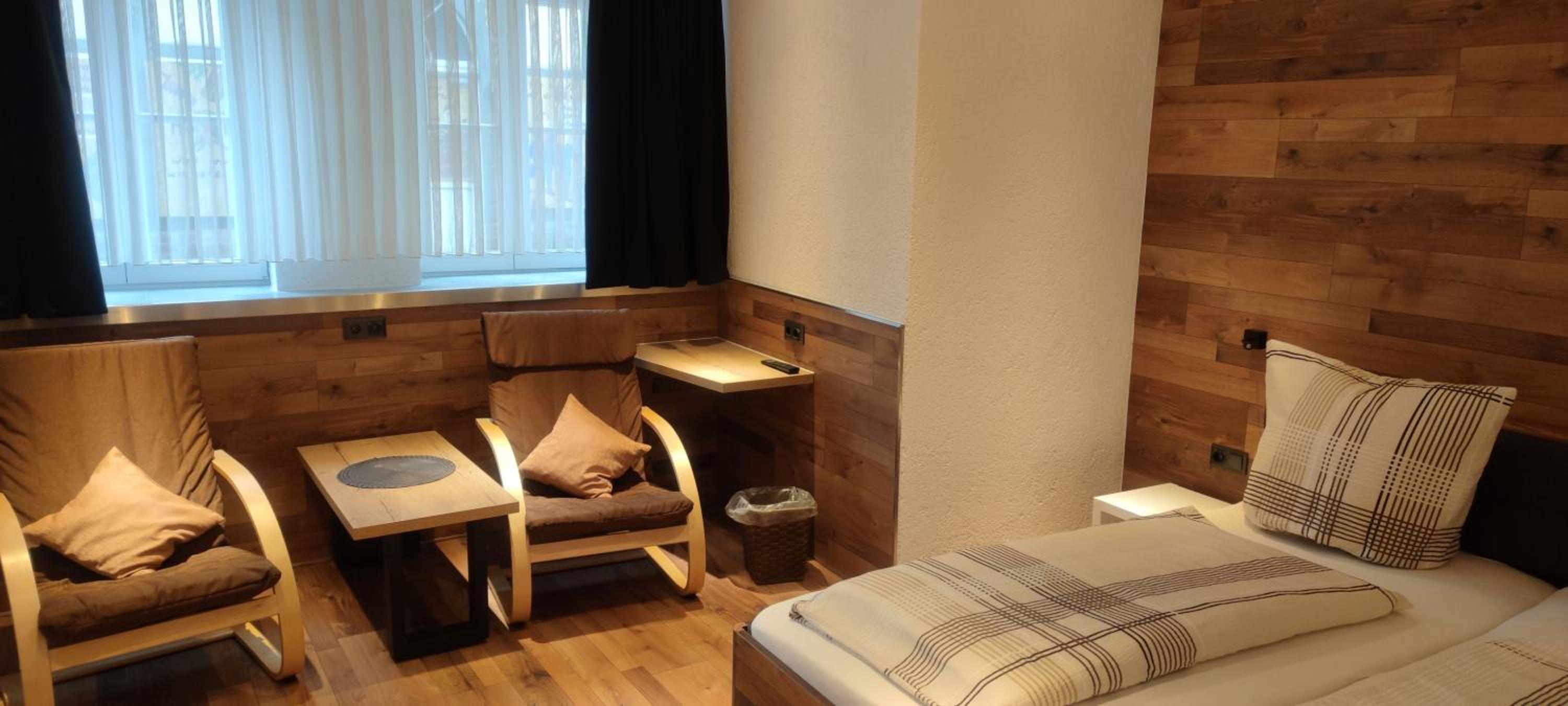 Standard Family Room - Photo 7