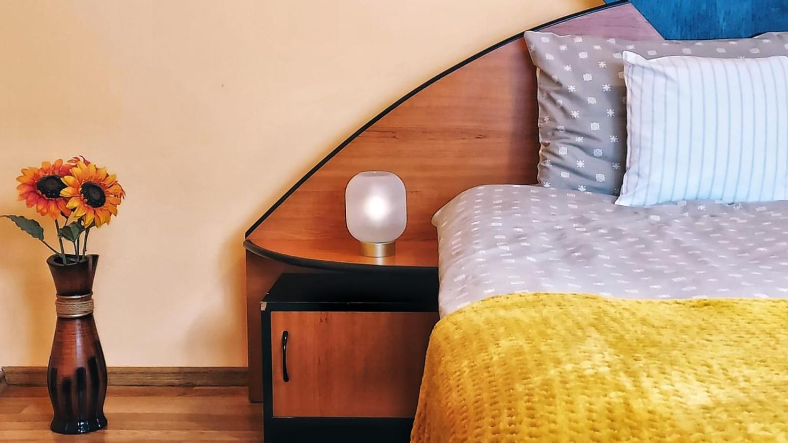 Double Room with Private Bathroom - Photo 2