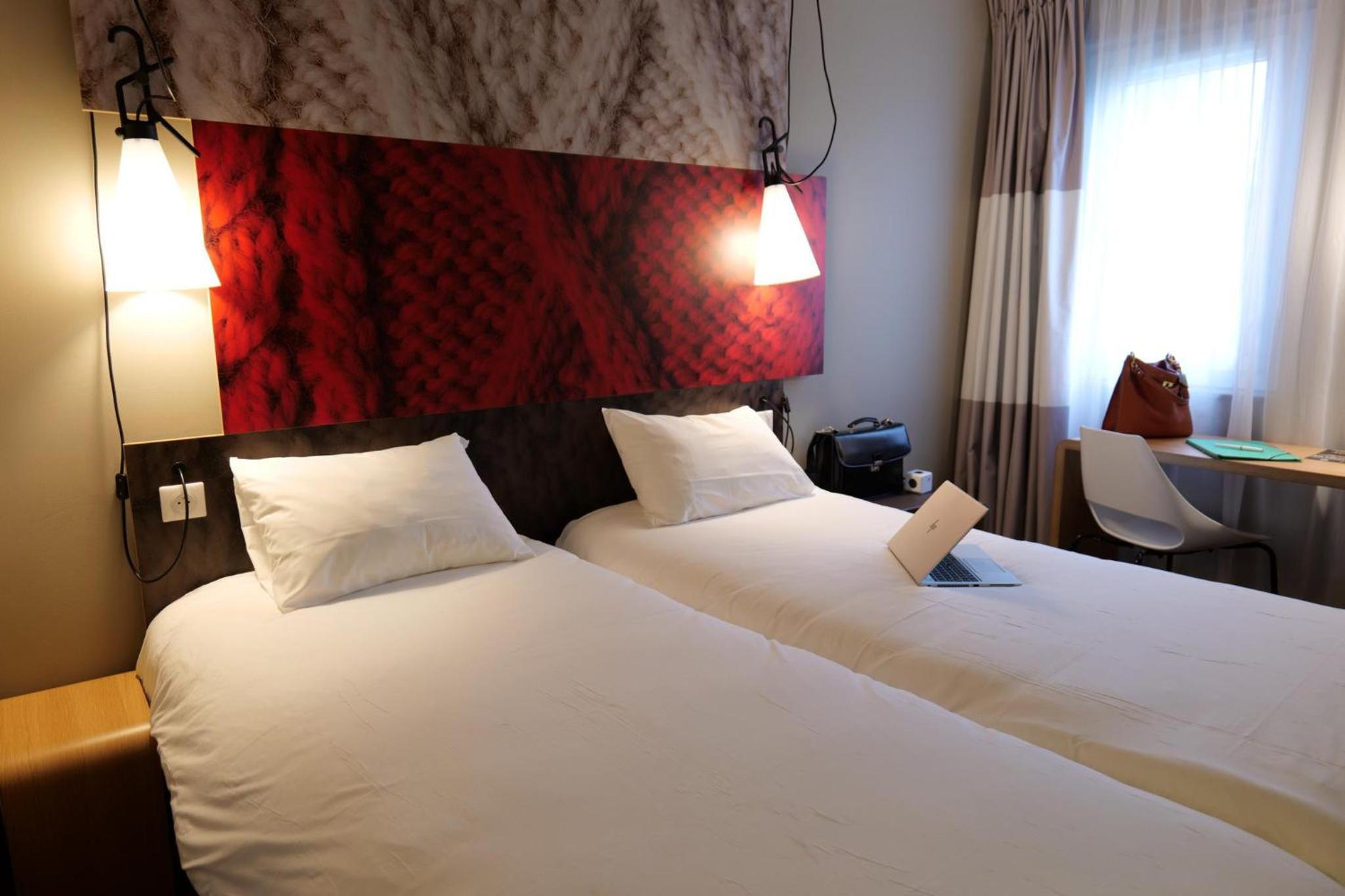 Superior Twin Room with Shower photo 3