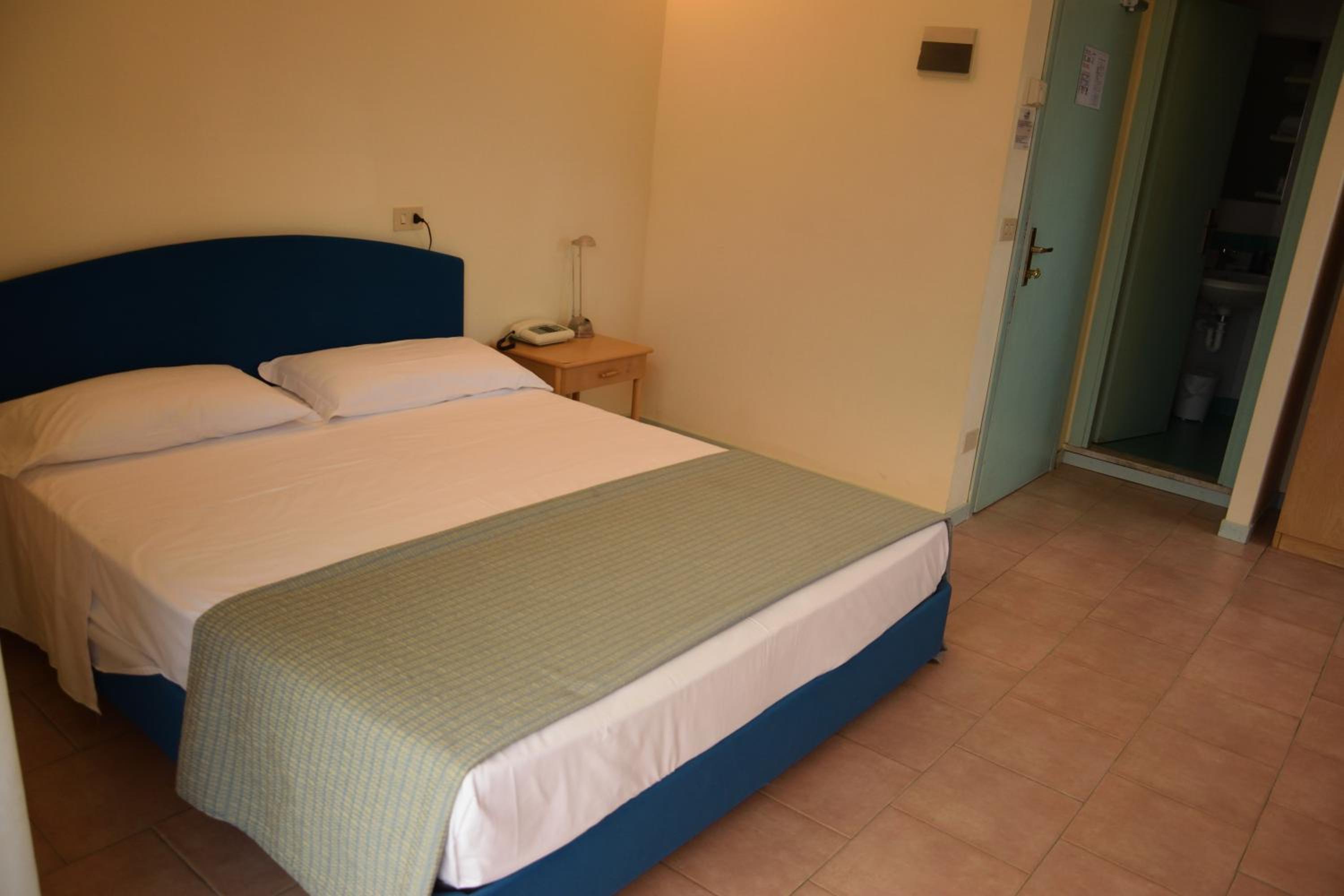 Comfort Double Room with Balcony - Photo 1