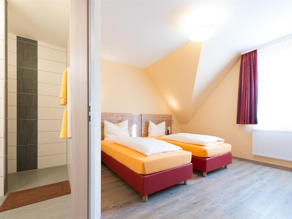 Standard Double or Twin Room photo 3
