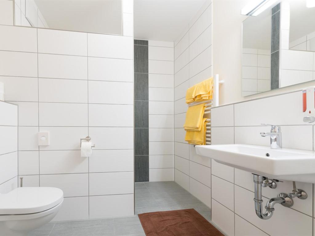 Double or Twin Room photo 3
