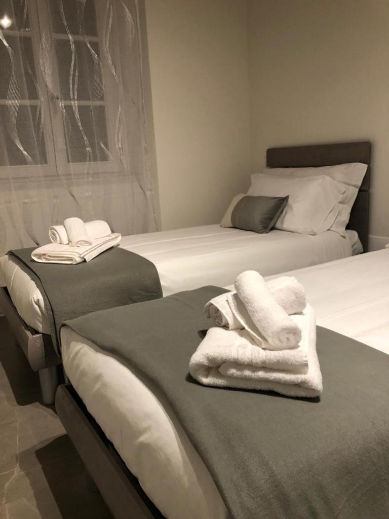 Twin Room with Private Bathroom photo 1