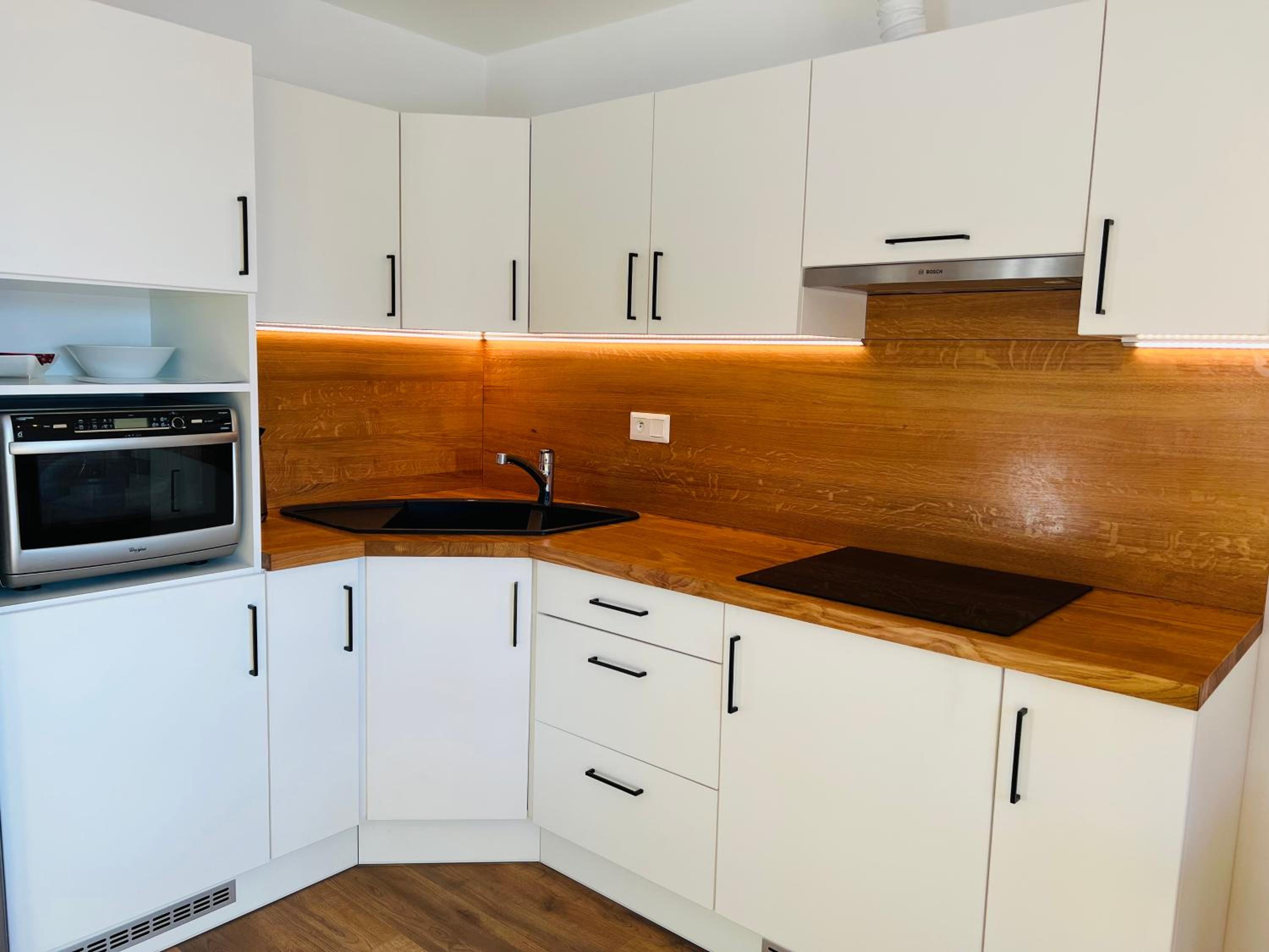 One-Bedroom Apartment - Photo 28