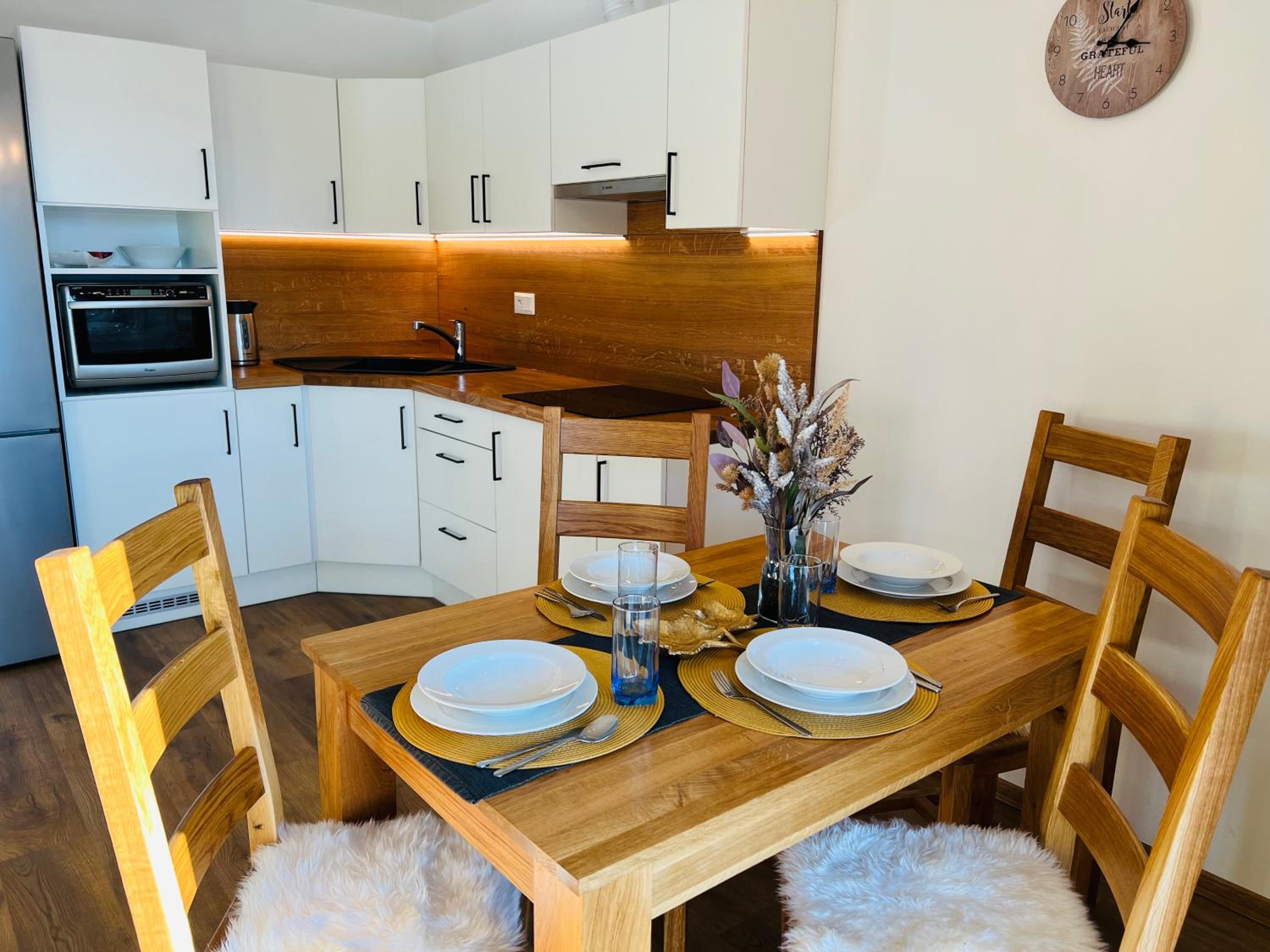 One-Bedroom Apartment - Photo 38