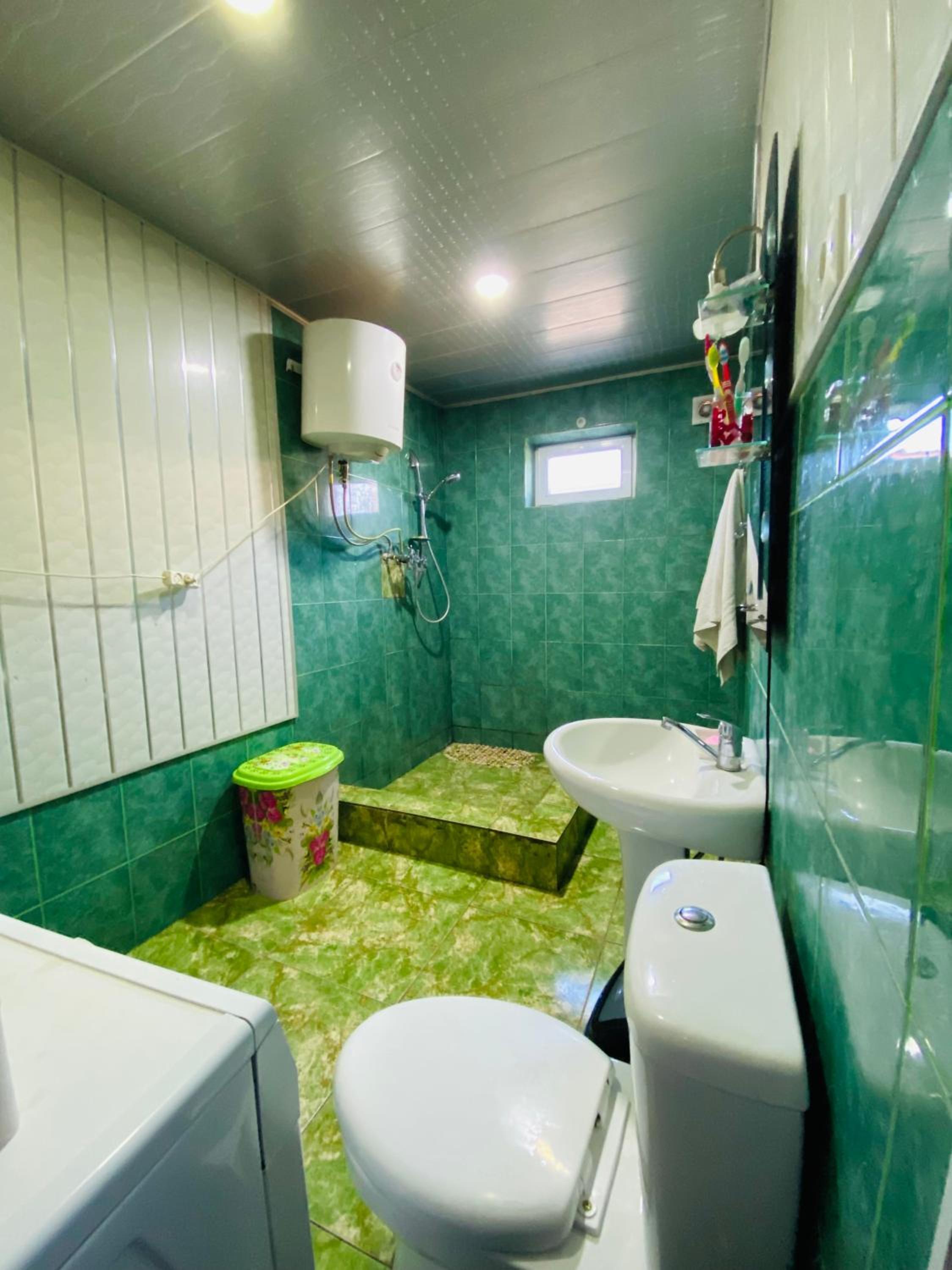 Standard Twin Room with Shared Bathroom photo 3