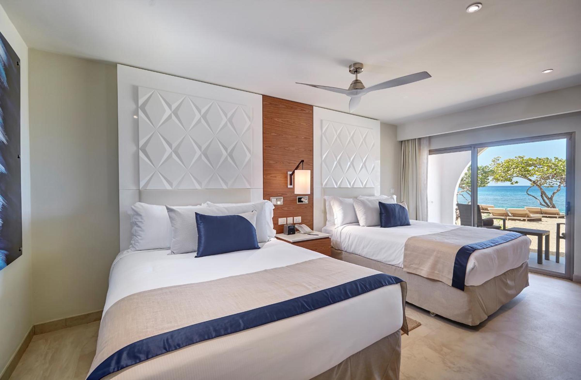  Luxury Room Ocean Front - Photo 11