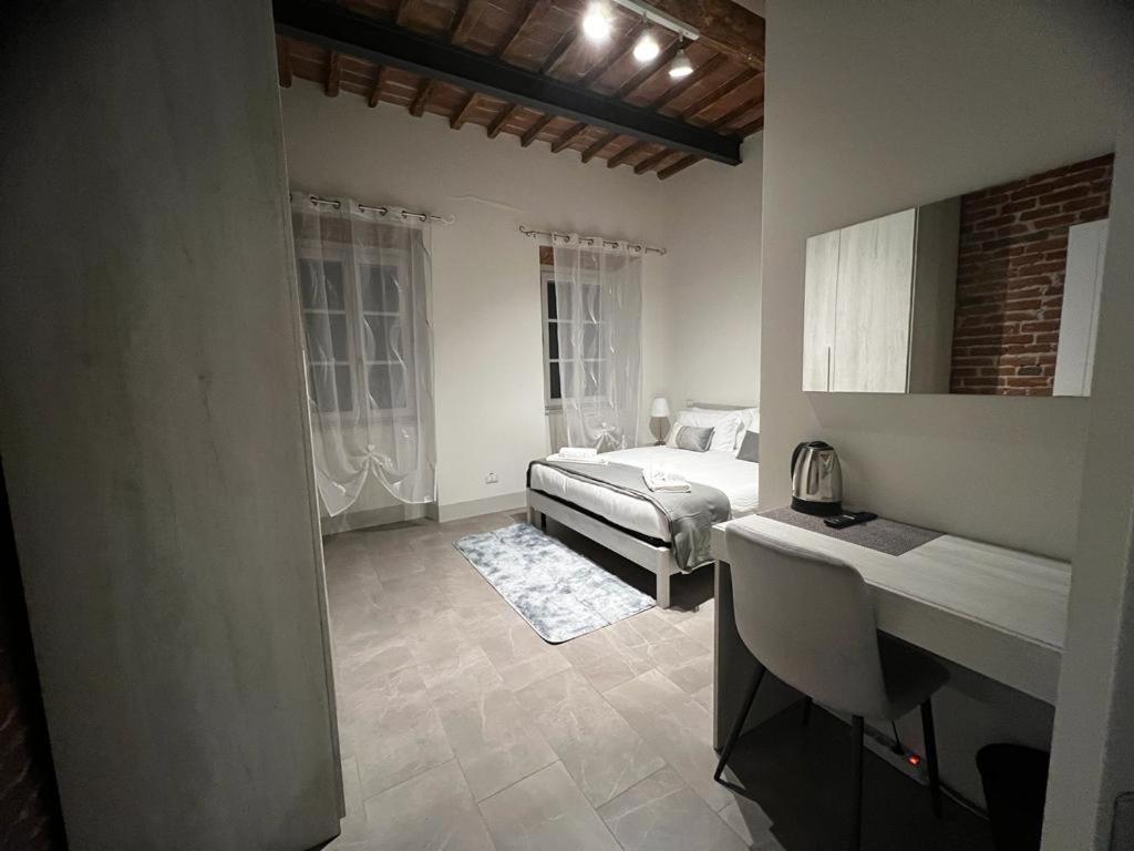 Double Room with Private Bathroom photo 3