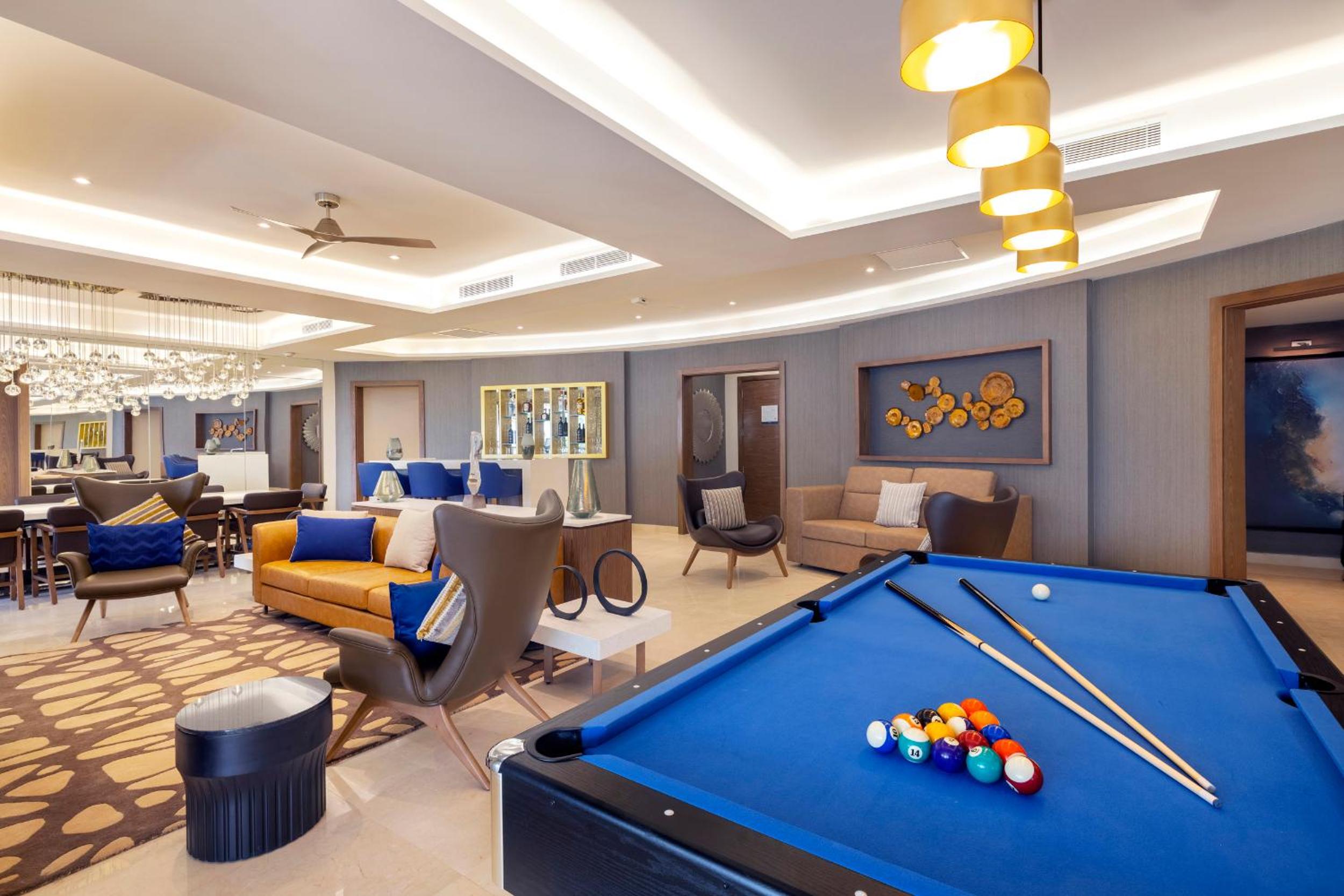 Luxury Chairman Two Bedroom Suite Ocean Front Diamond Club - Photo 7