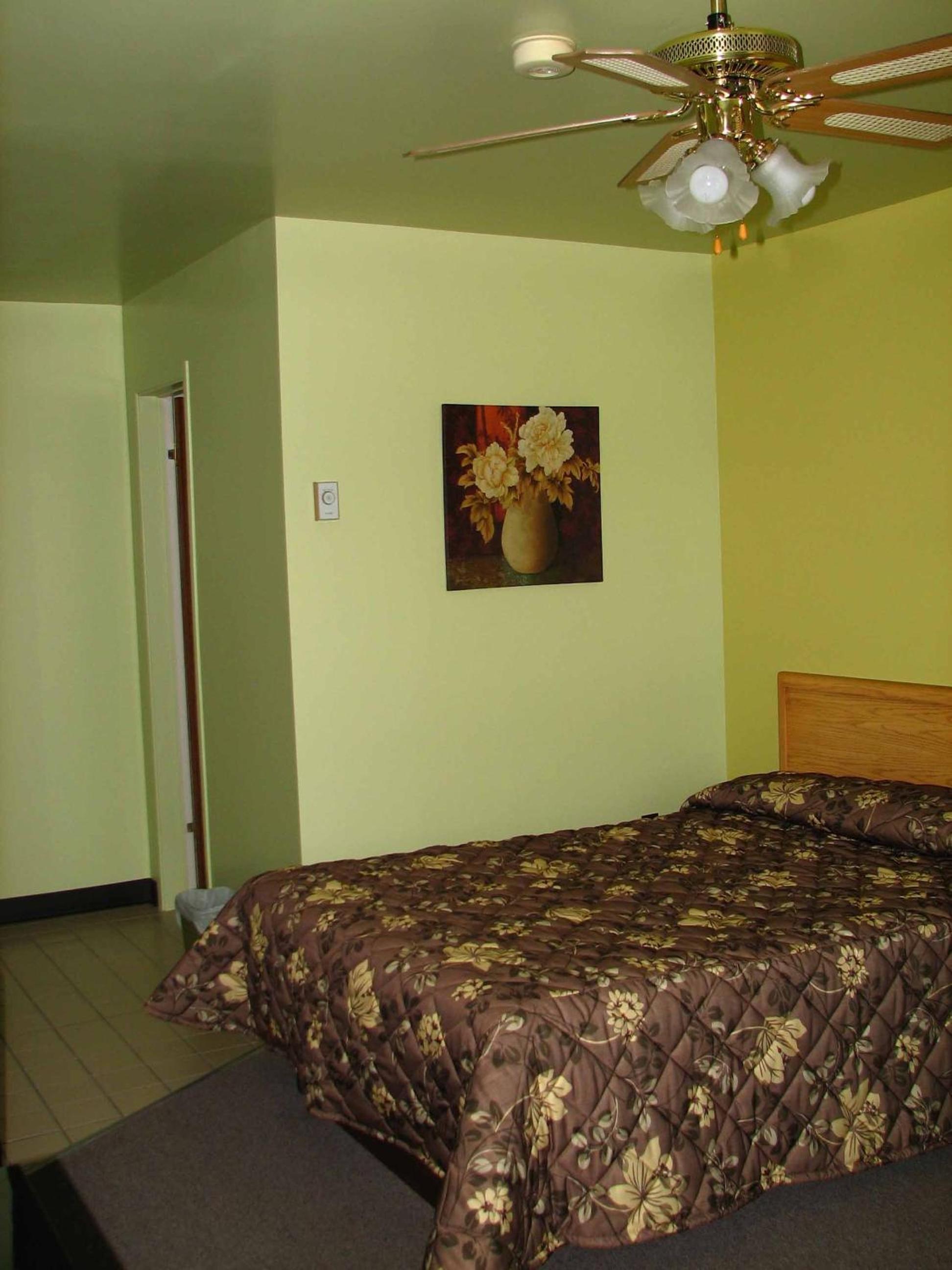 Quadruple Room with Sea View - Photo 6