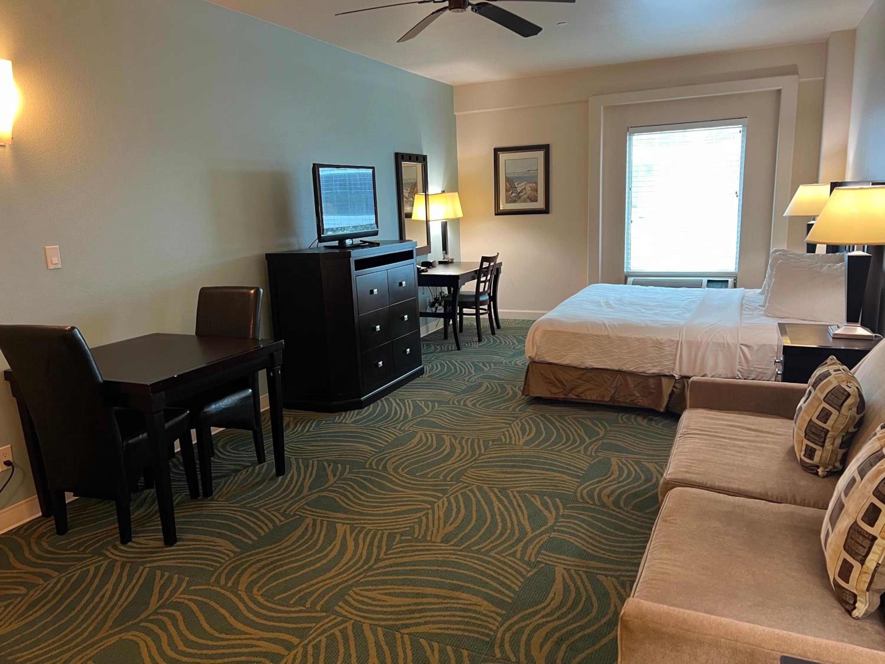 King Suite with Sofa Bed - Photo 2