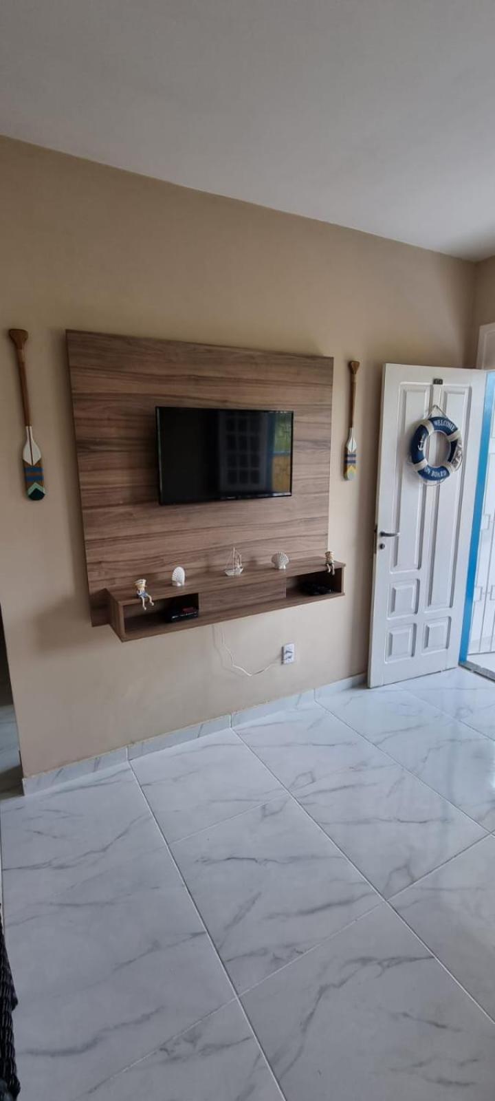Three-Bedroom House photo 2