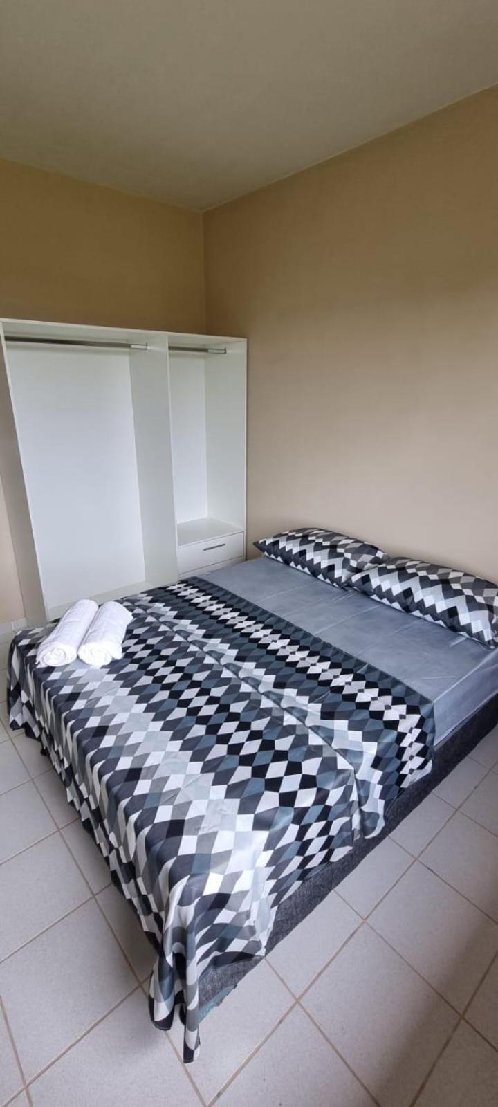 Three-Bedroom House photo 2