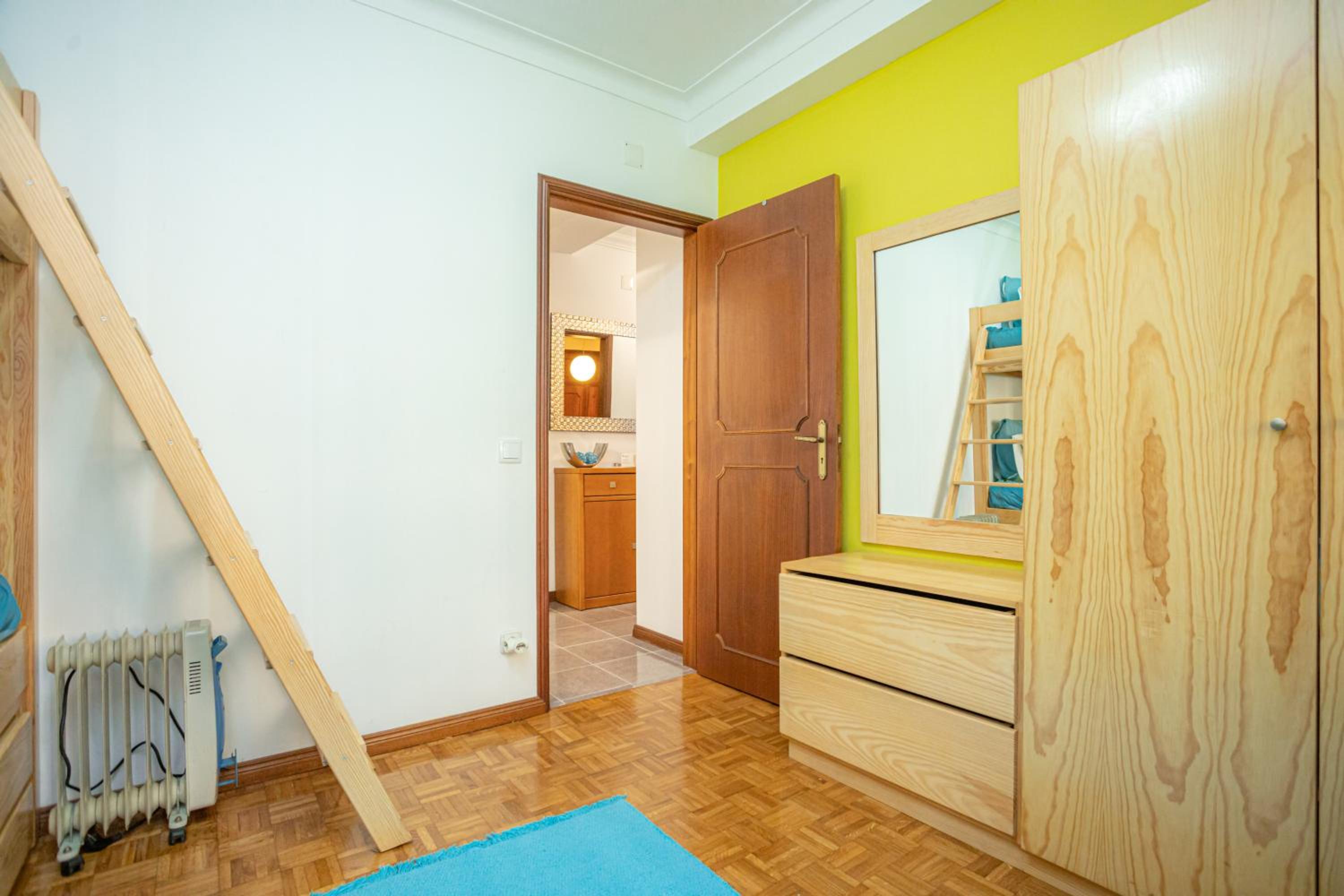 Two-Bedroom Apartment photo 2