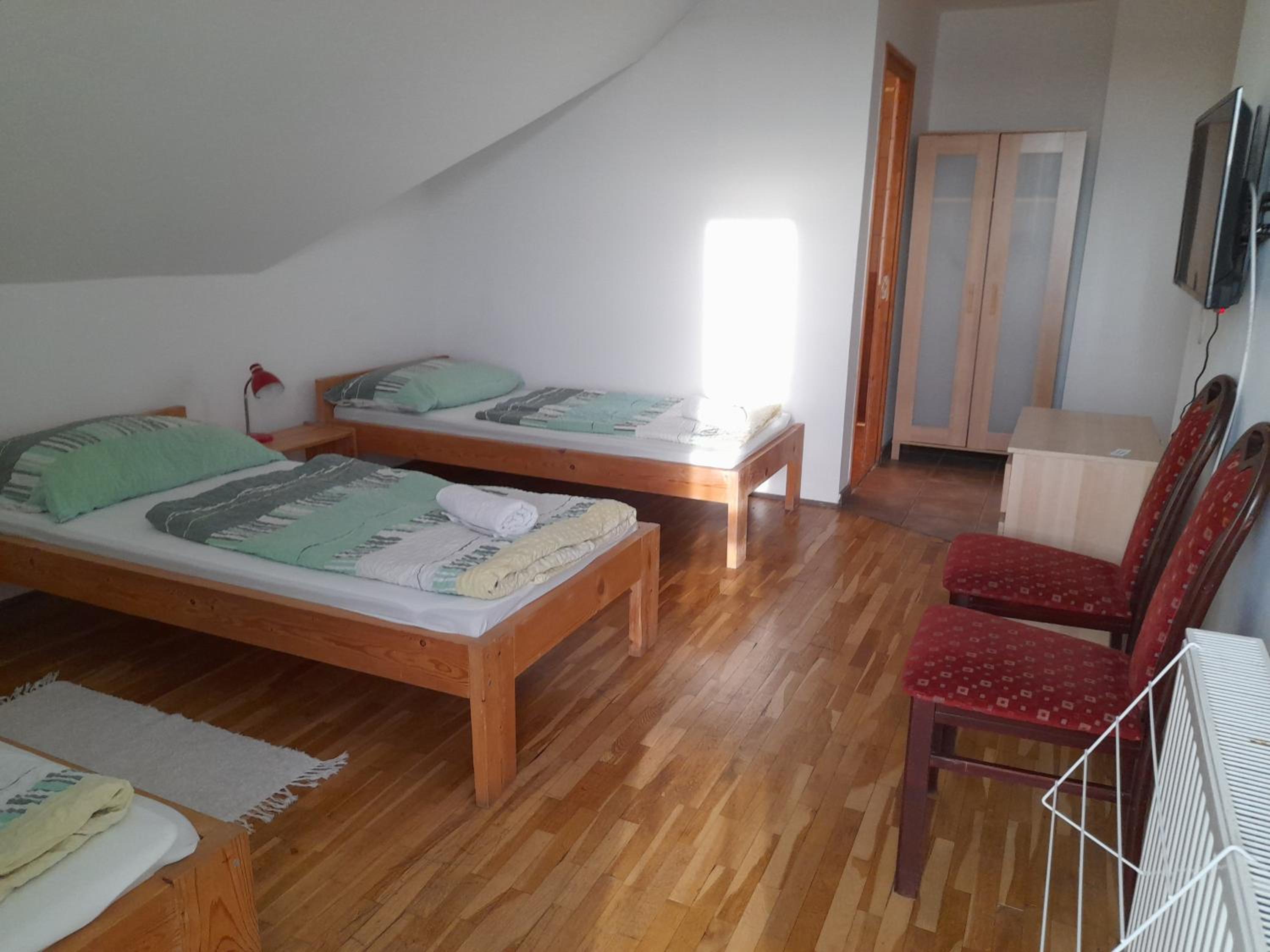 Triple Room - Photo 1