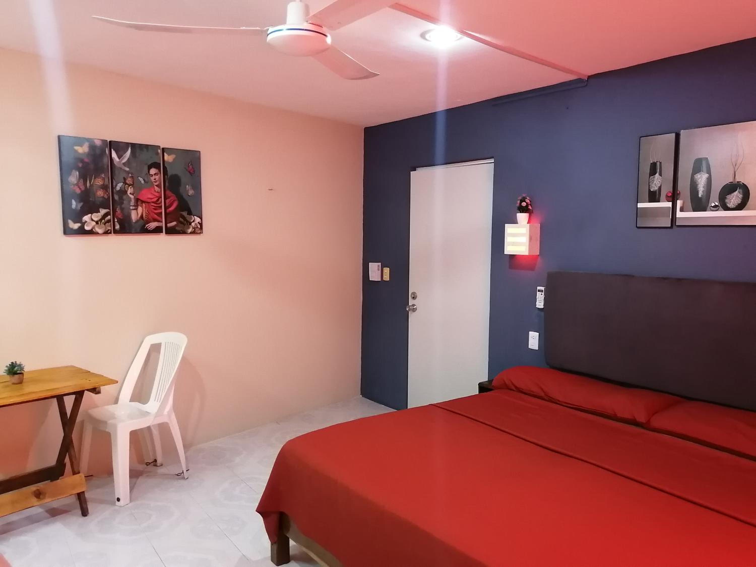 Double Room with Private Bathroom photo 2