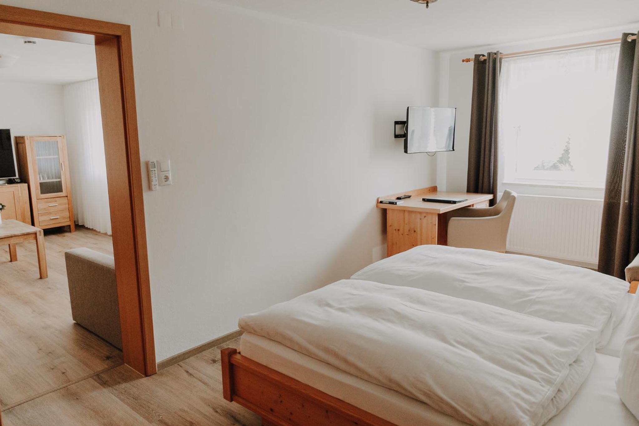 Suite - Photo 5