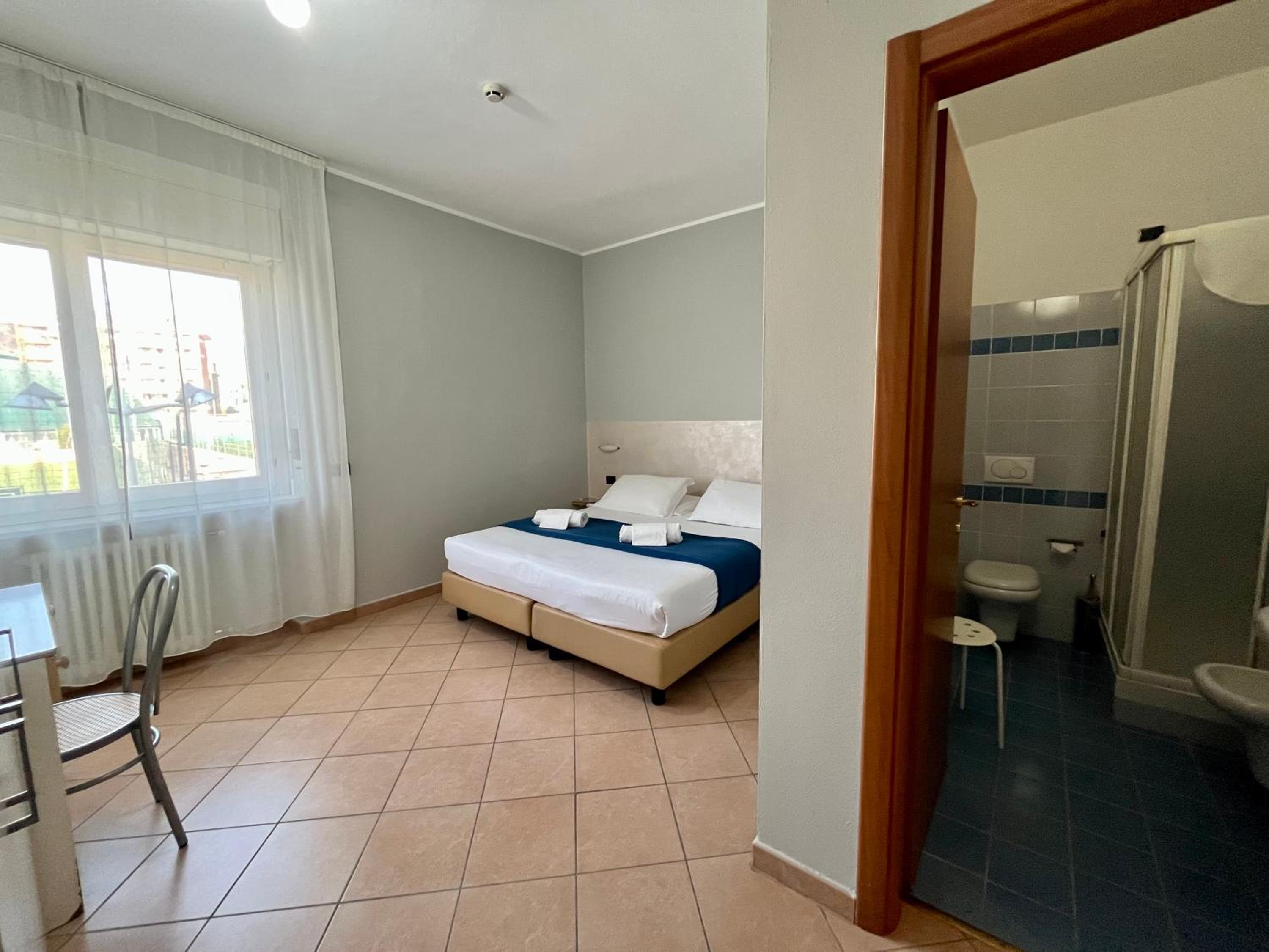 Double or Twin Room - Photo 1