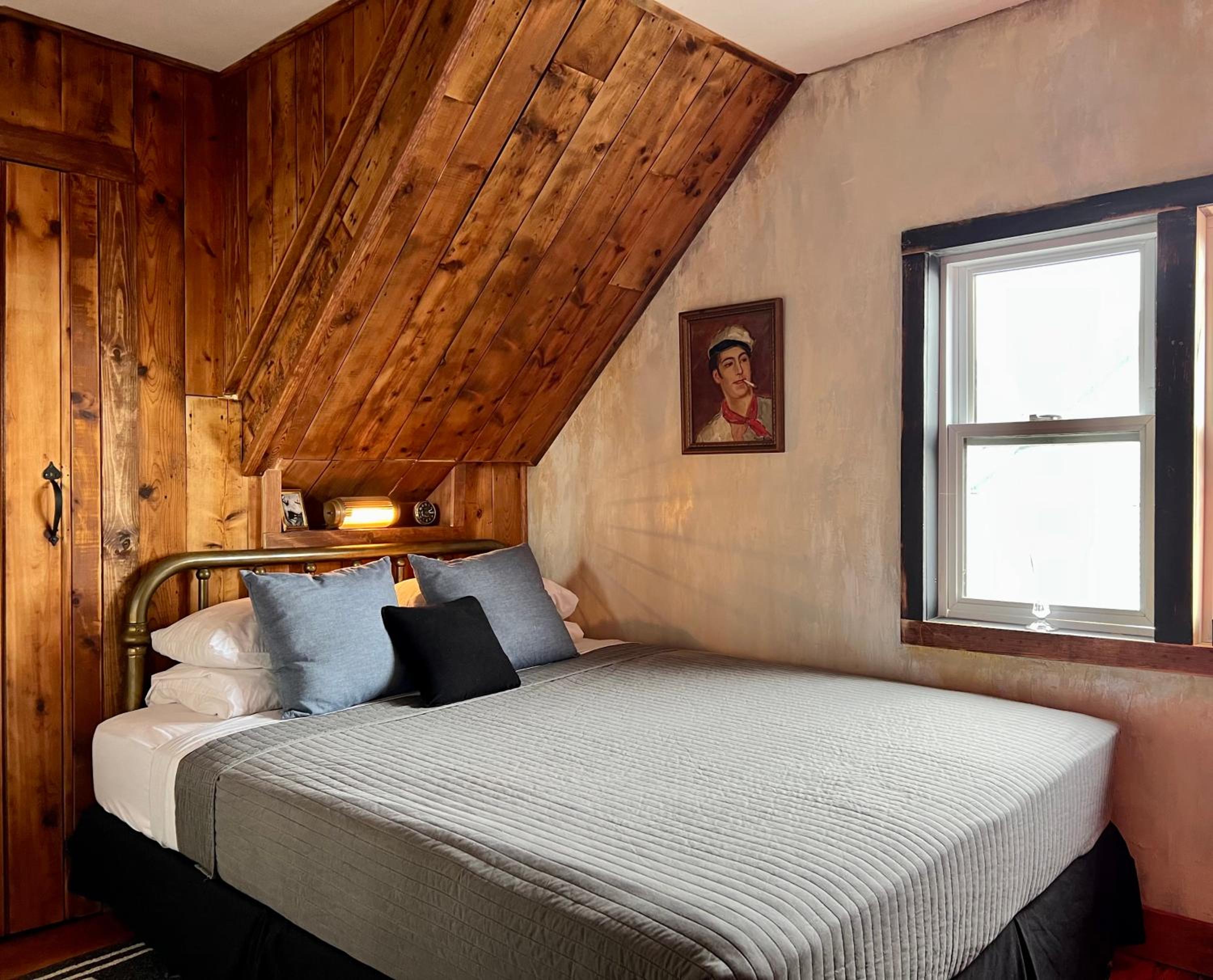 Deluxe Queen Room photo 3