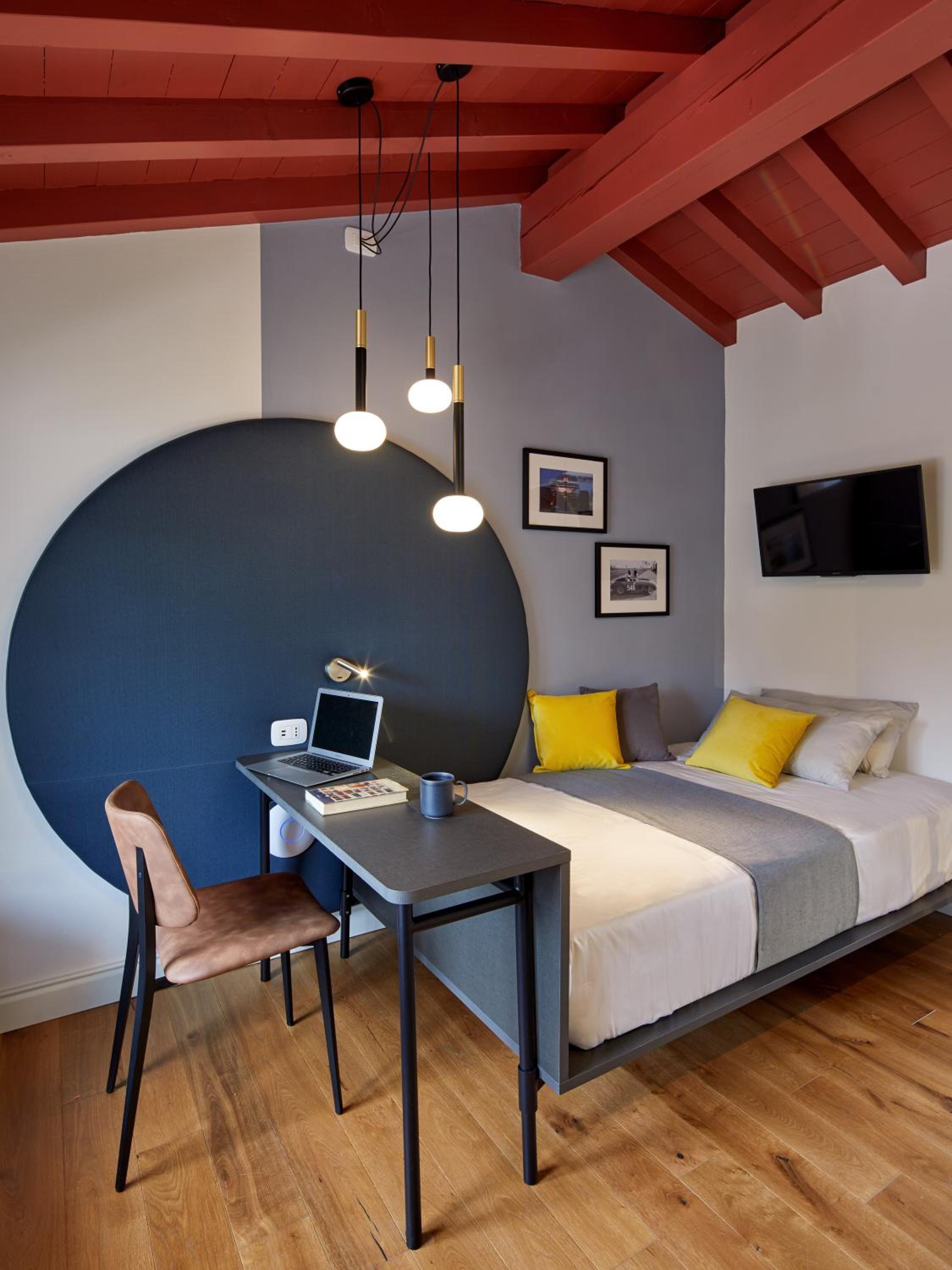Deluxe Single Room