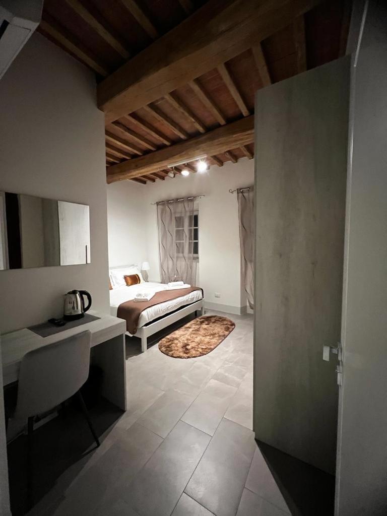 Double Room with Private Bathroom photo 2