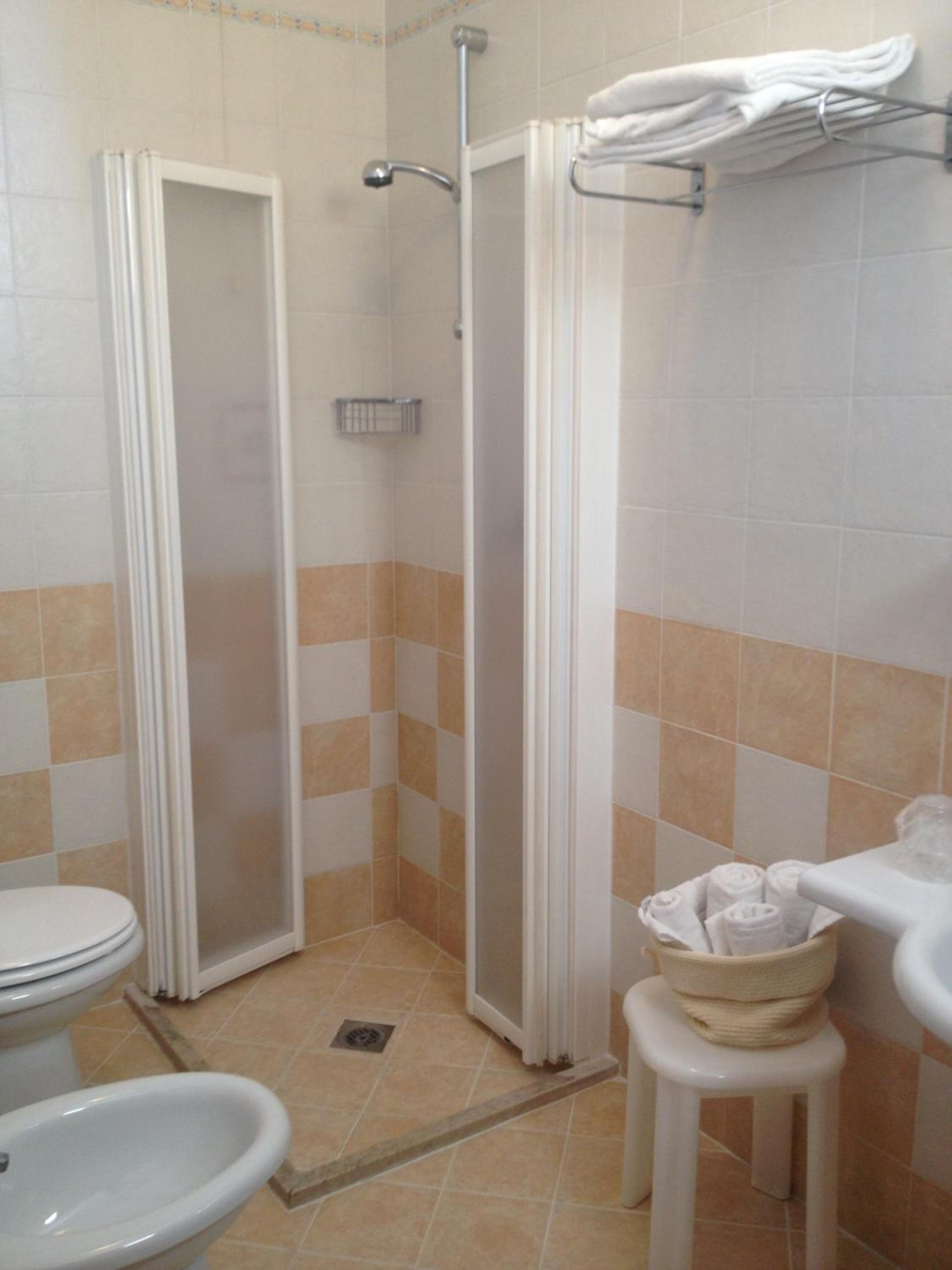 Triple Room - Photo 3