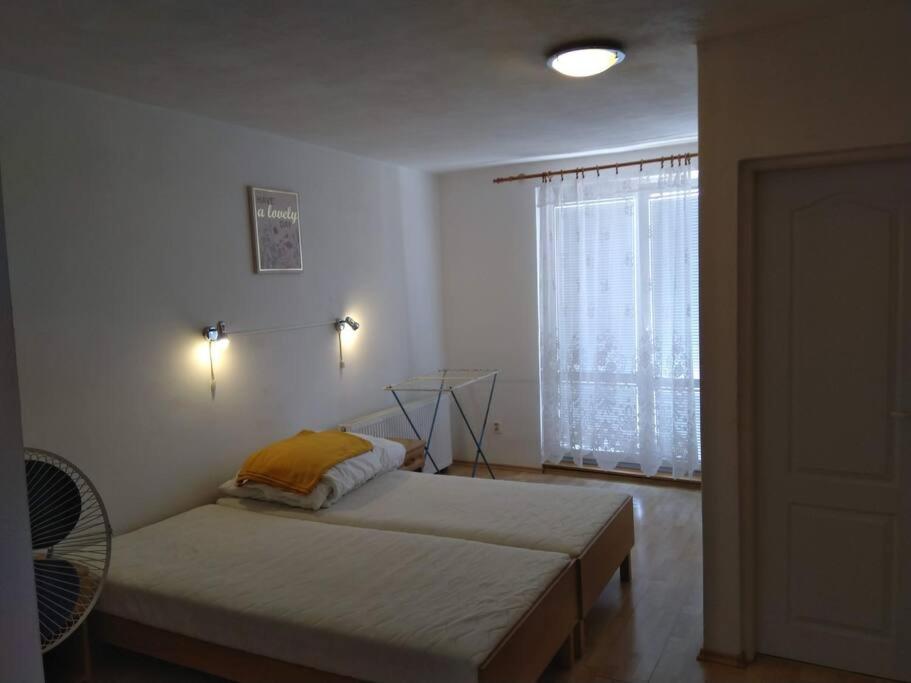 Four-Bedroom House photo 1