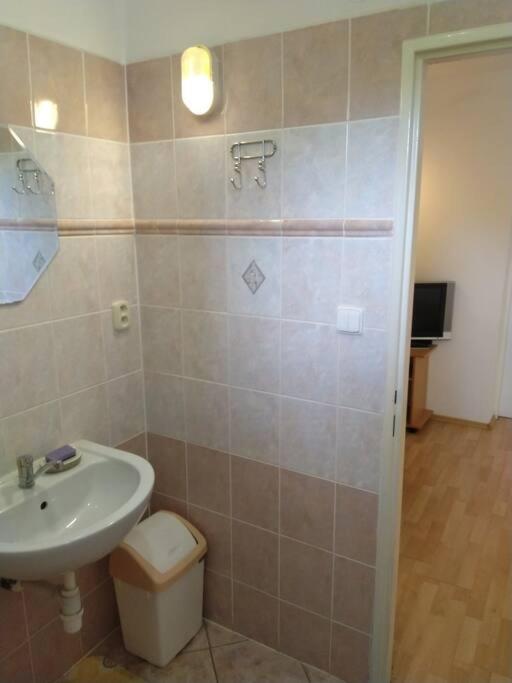 Four-Bedroom House photo 2