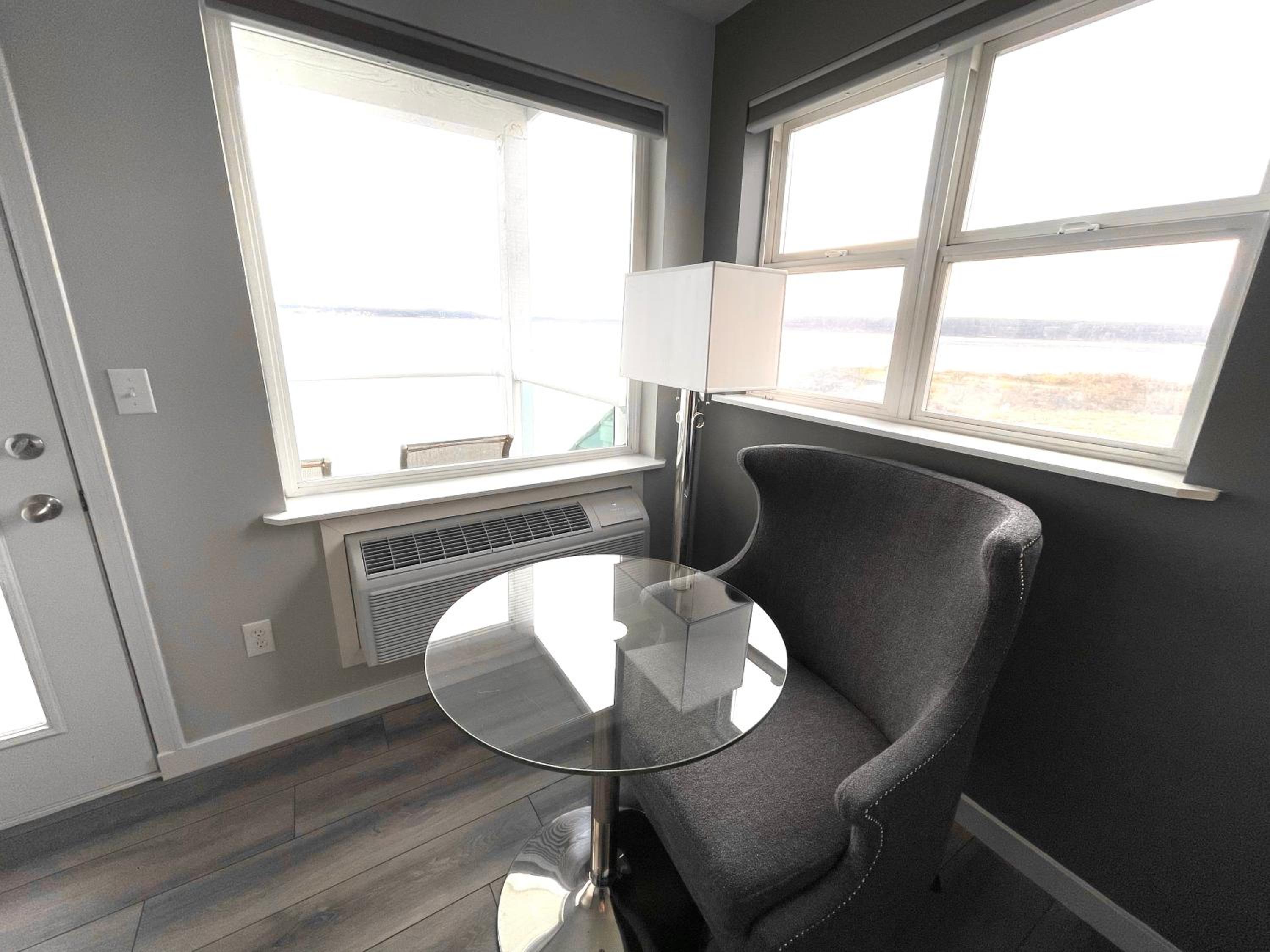Premium King Room