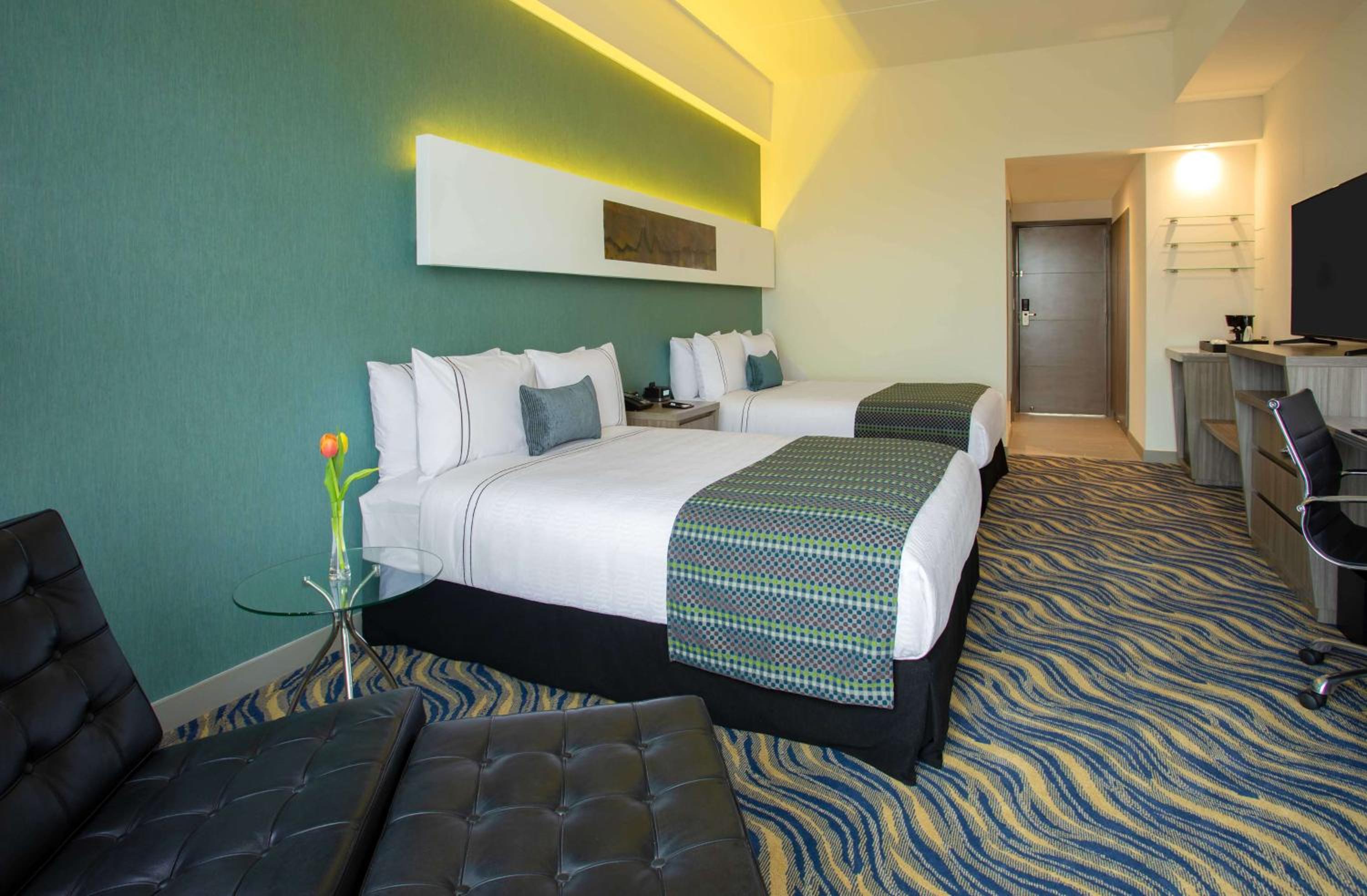 Standard Twin Room - Photo 7