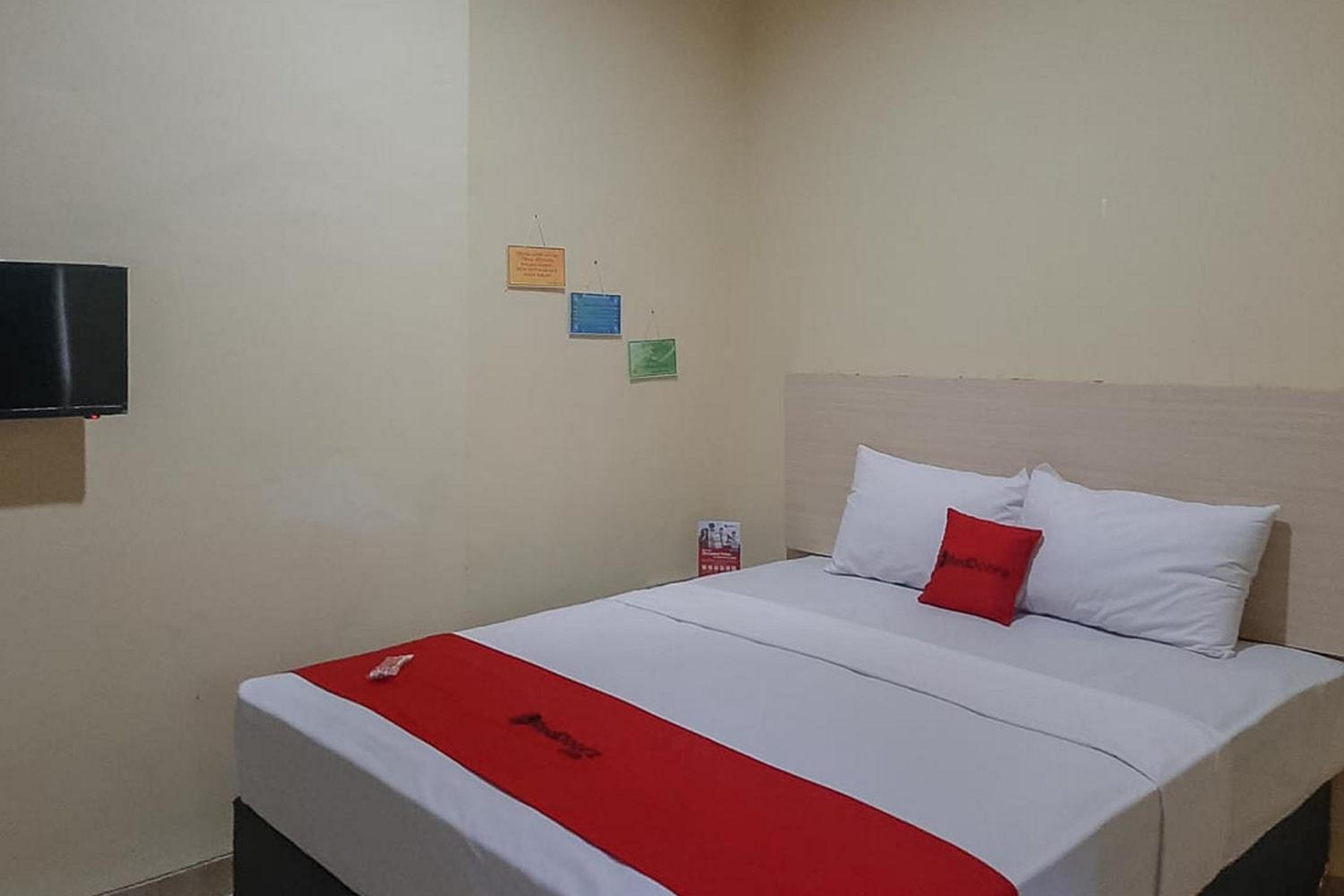 Budget Double Room photo 2