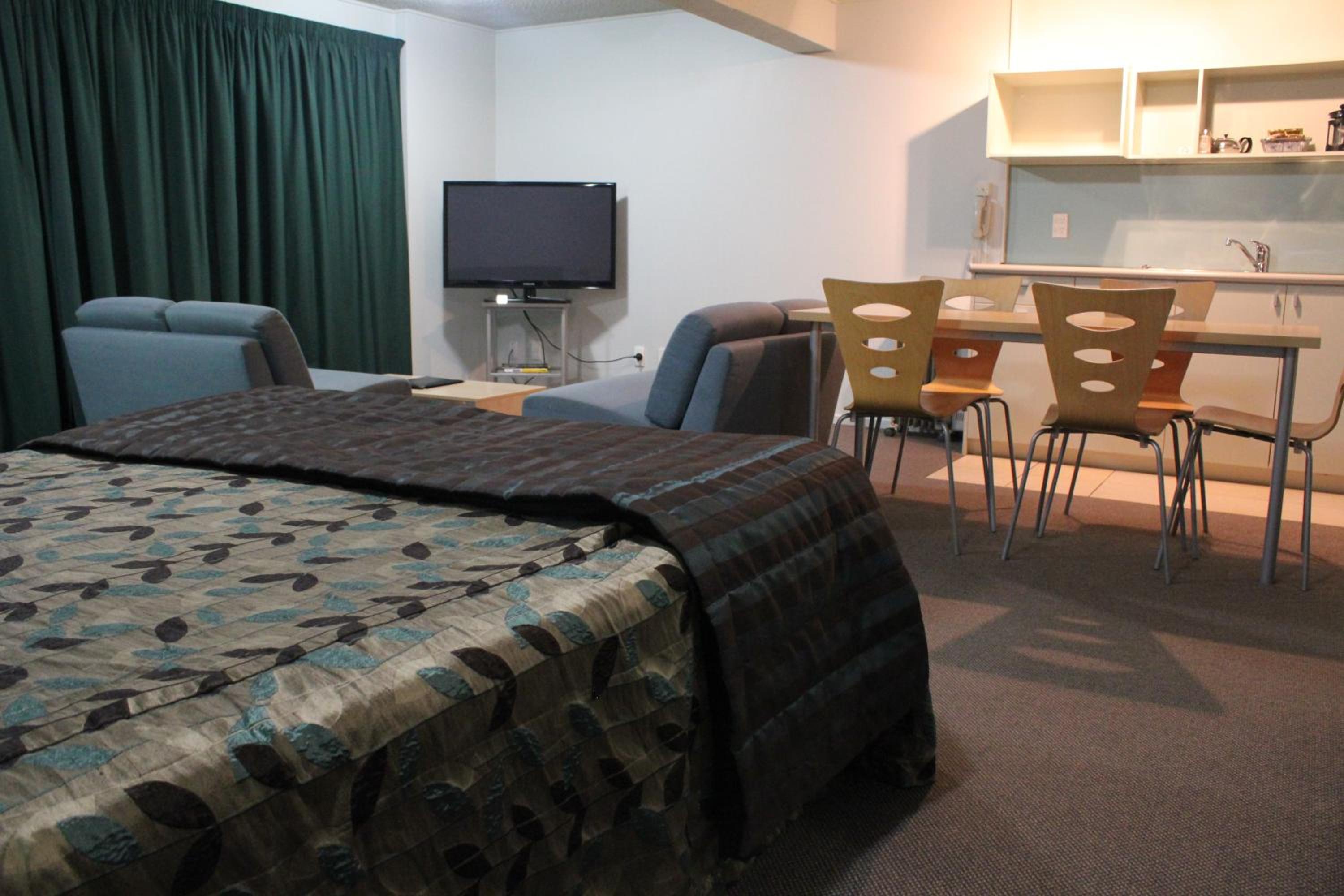 One-Bedroom Apartment - Disability Access photo 2