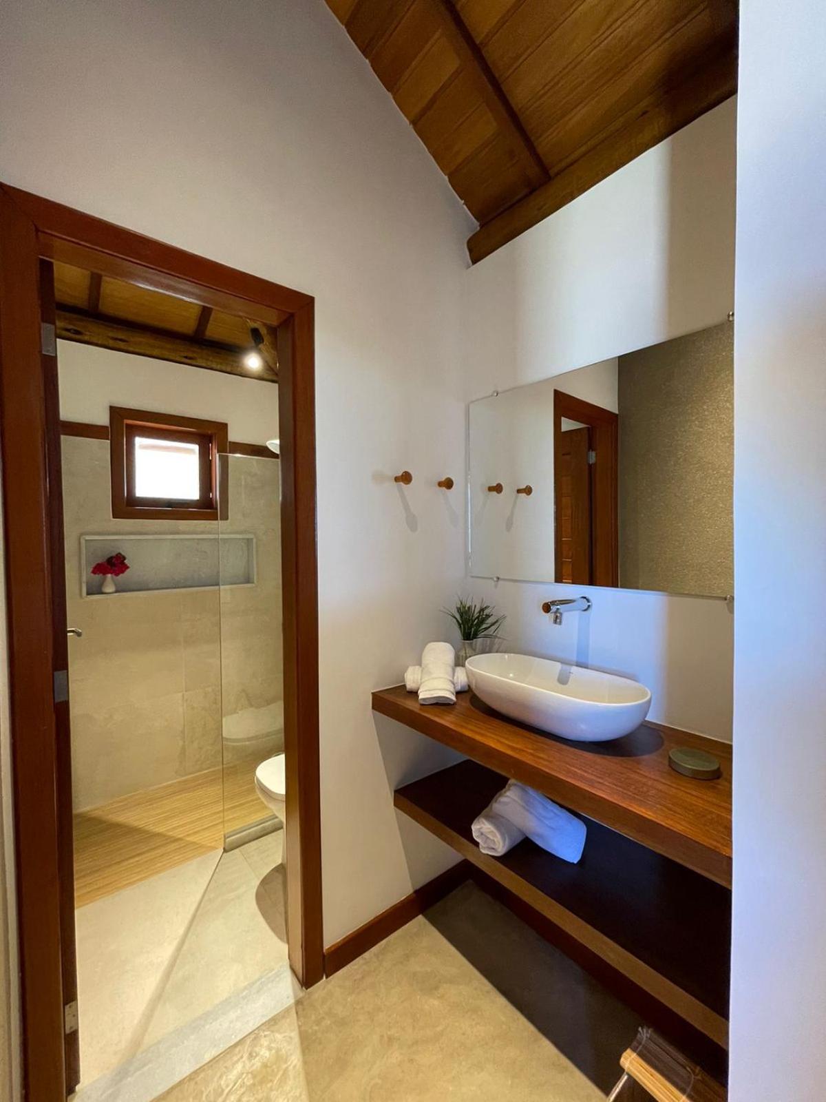 Deluxe Bungalow with Sea View - Photo 2