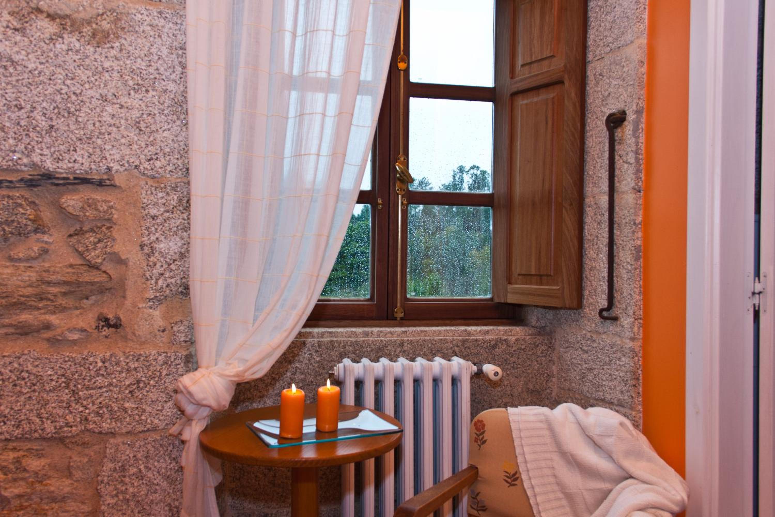 Double or Twin Room - Photo 7