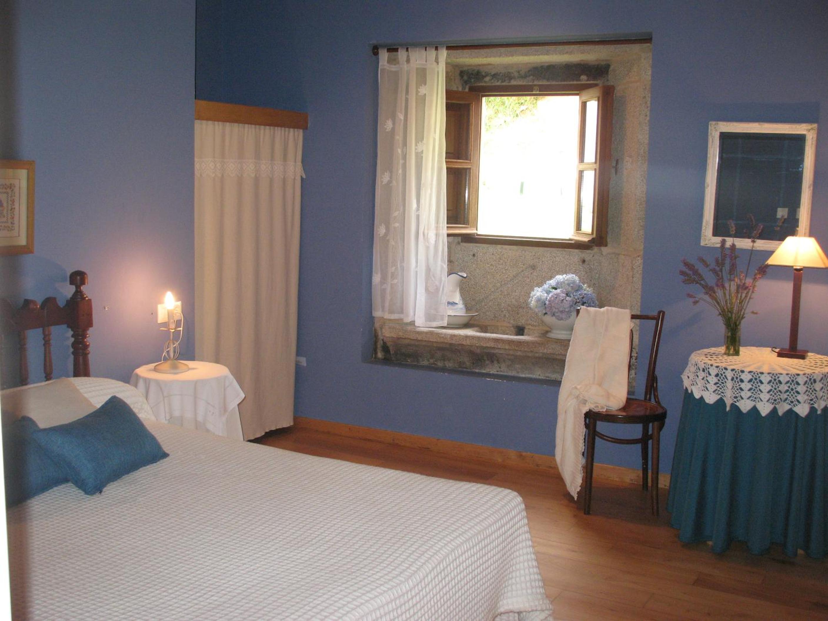 Double or Twin Room - Photo 6